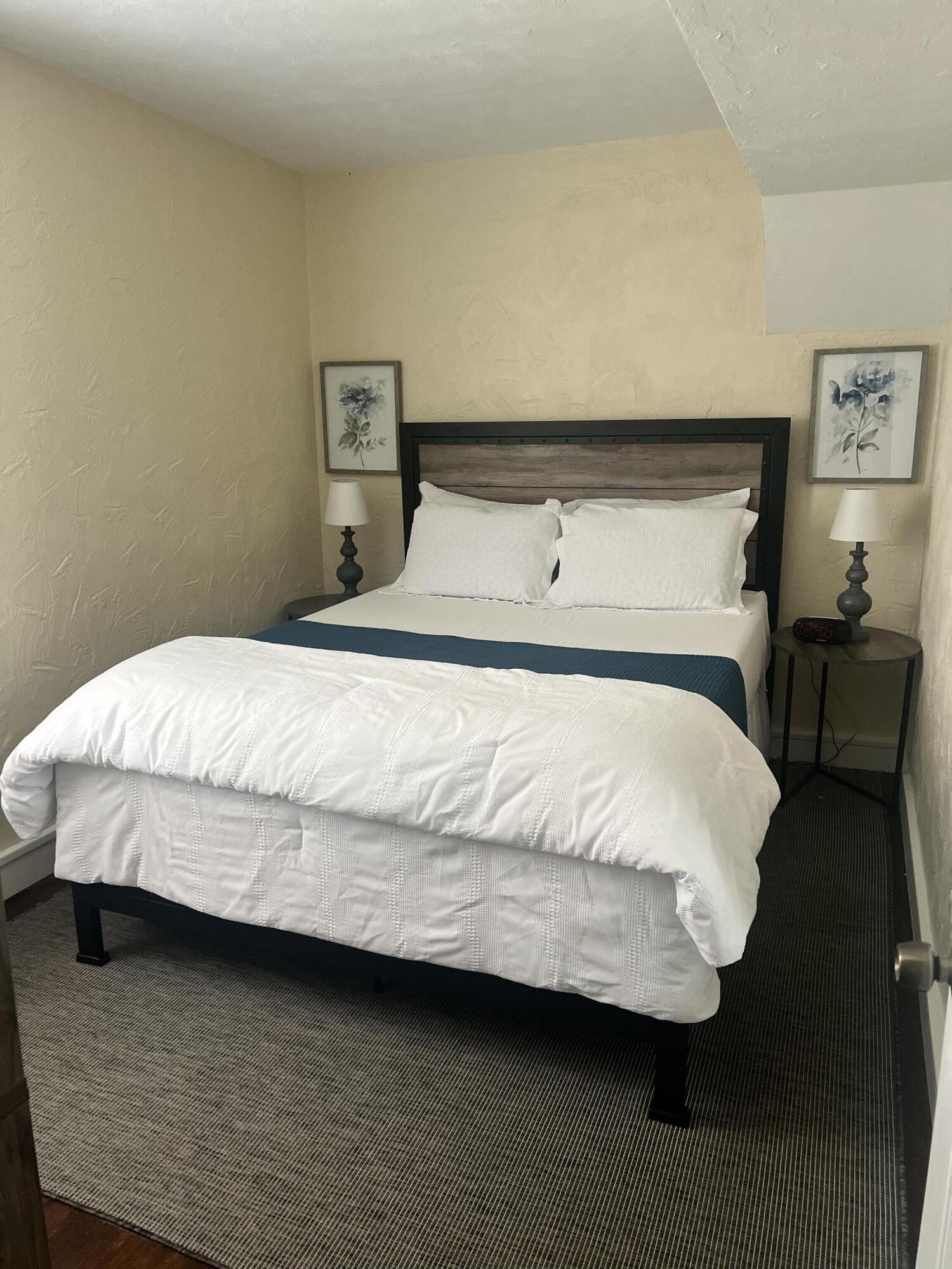 LAKE WORTH TOWN OF - Residential Lease