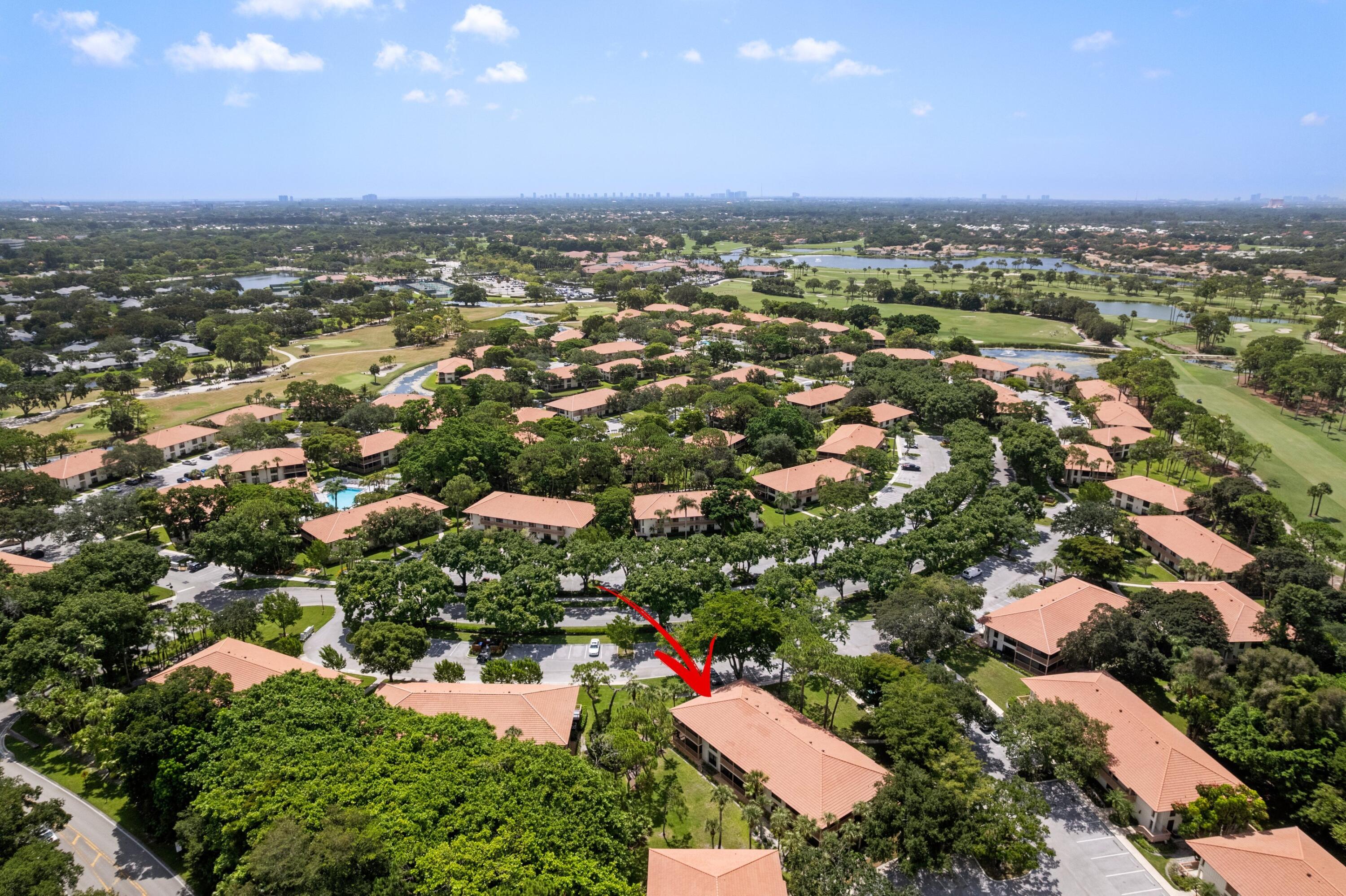 GOLF VILLAS CONDO - Residential