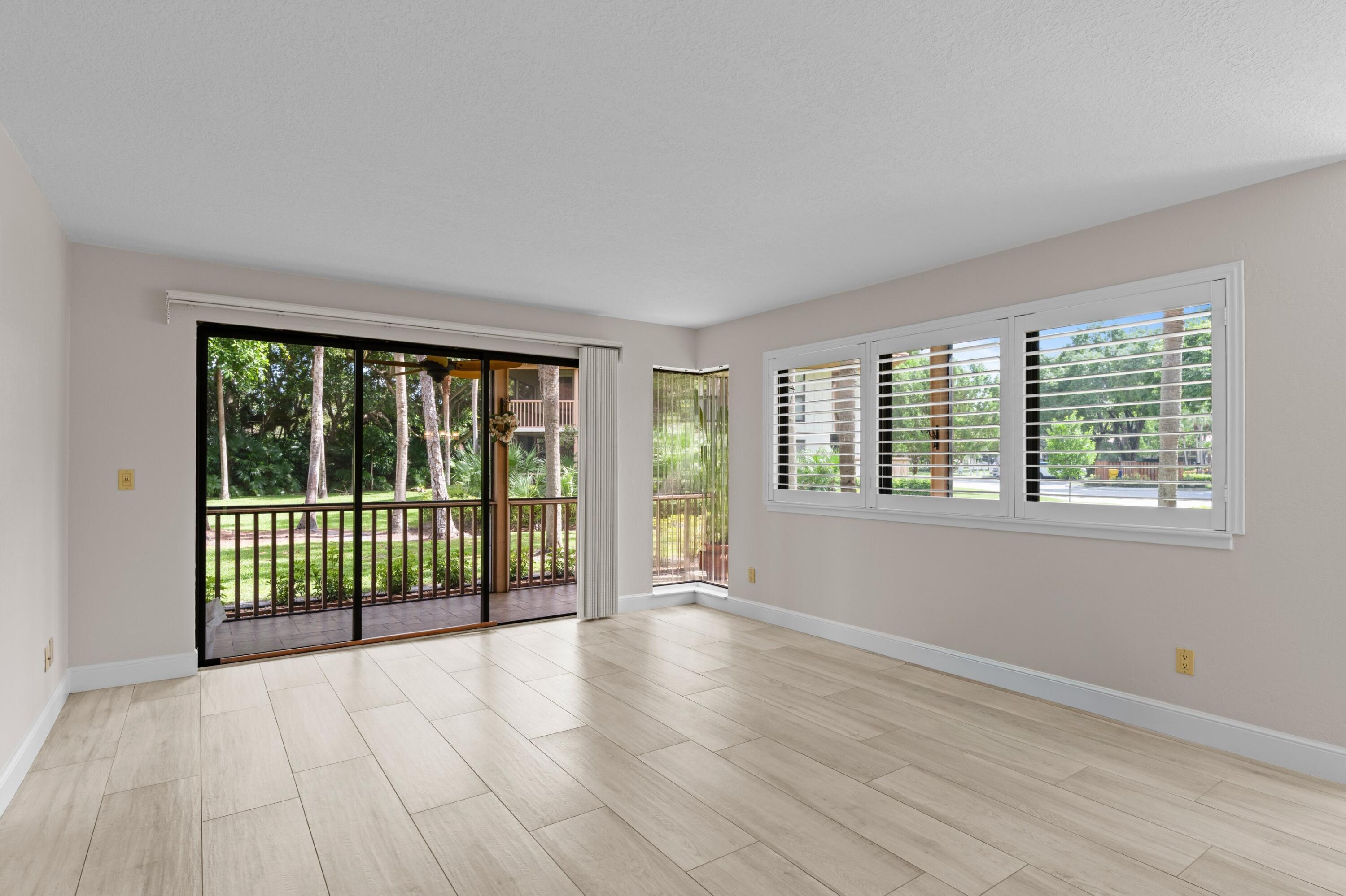 GOLF VILLAS CONDO - Residential