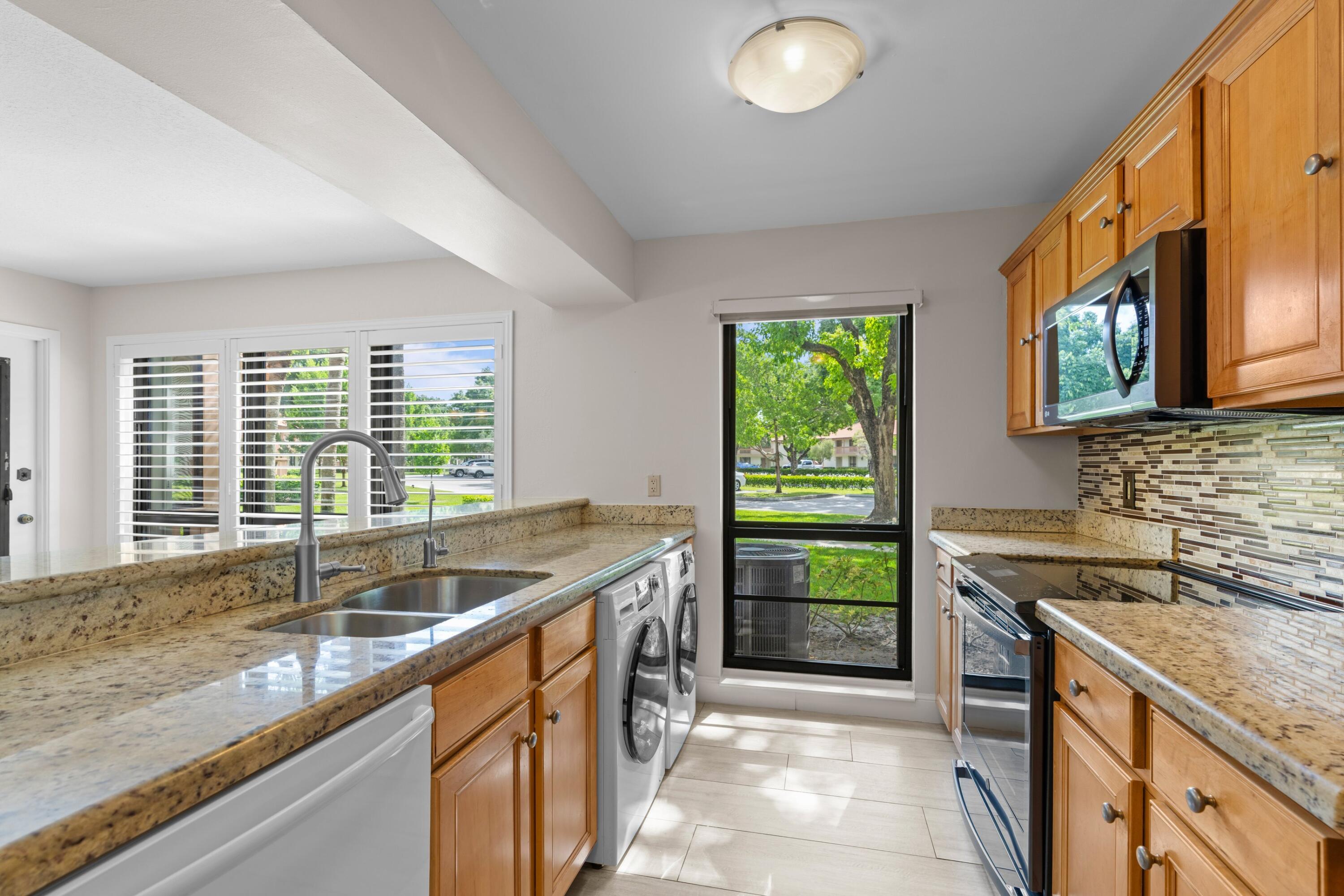 GOLF VILLAS CONDO - Residential