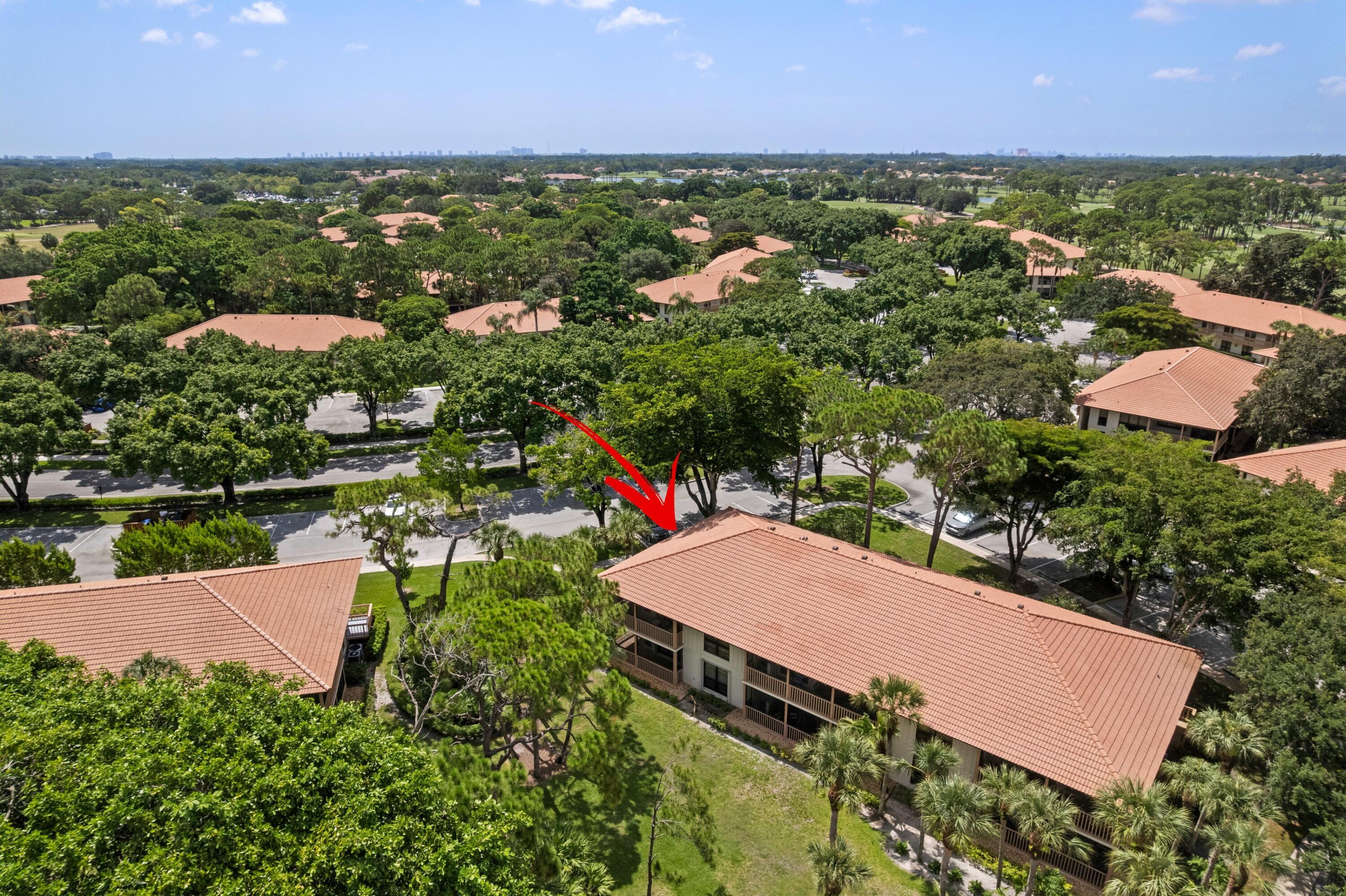 GOLF VILLAS CONDO - Residential