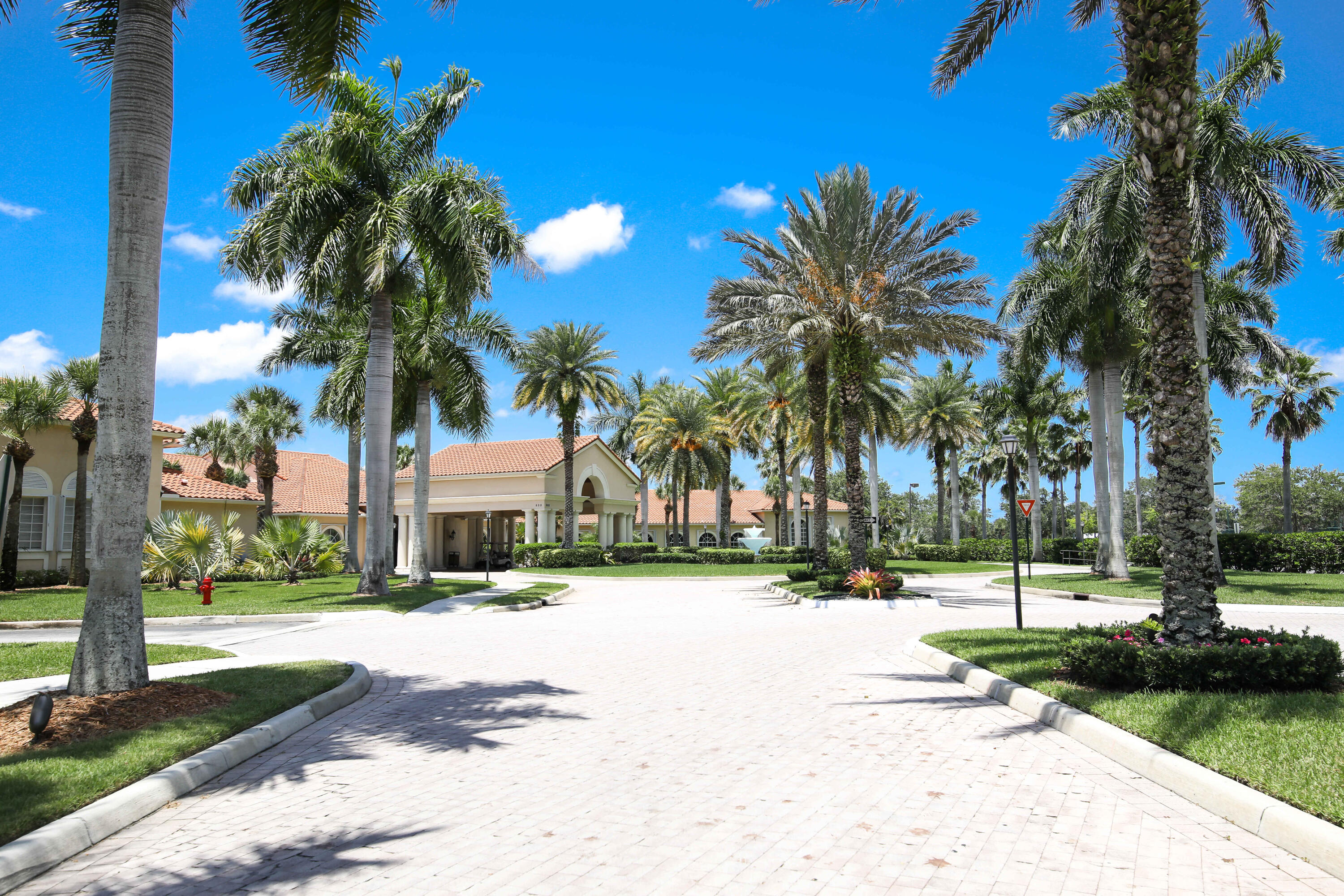 CASCADES AT ST LUCIE WEST - Residential