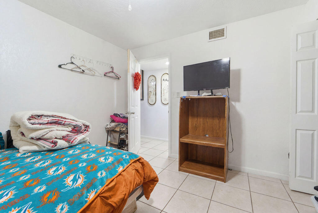 FRESHWATER 11TH & 12TH AVE ADD - Residential Income