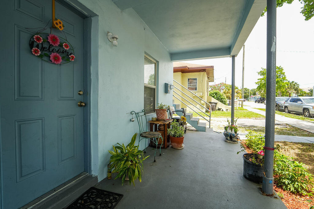 FRESHWATER 11TH & 12TH AVE ADD - Residential Income