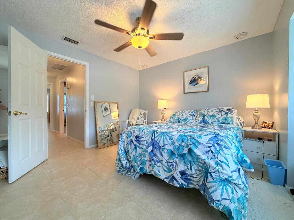 OCEAN HARBOUR VILLAS CONDOMINIUM - Residential
