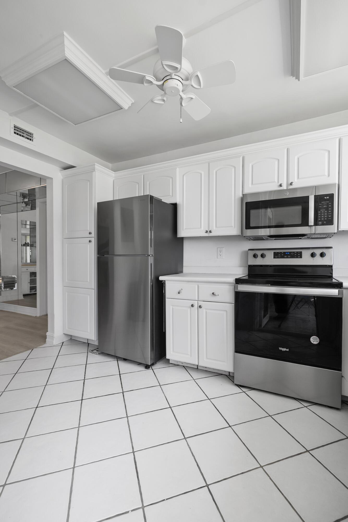 PORT DE MER CONDO - Residential