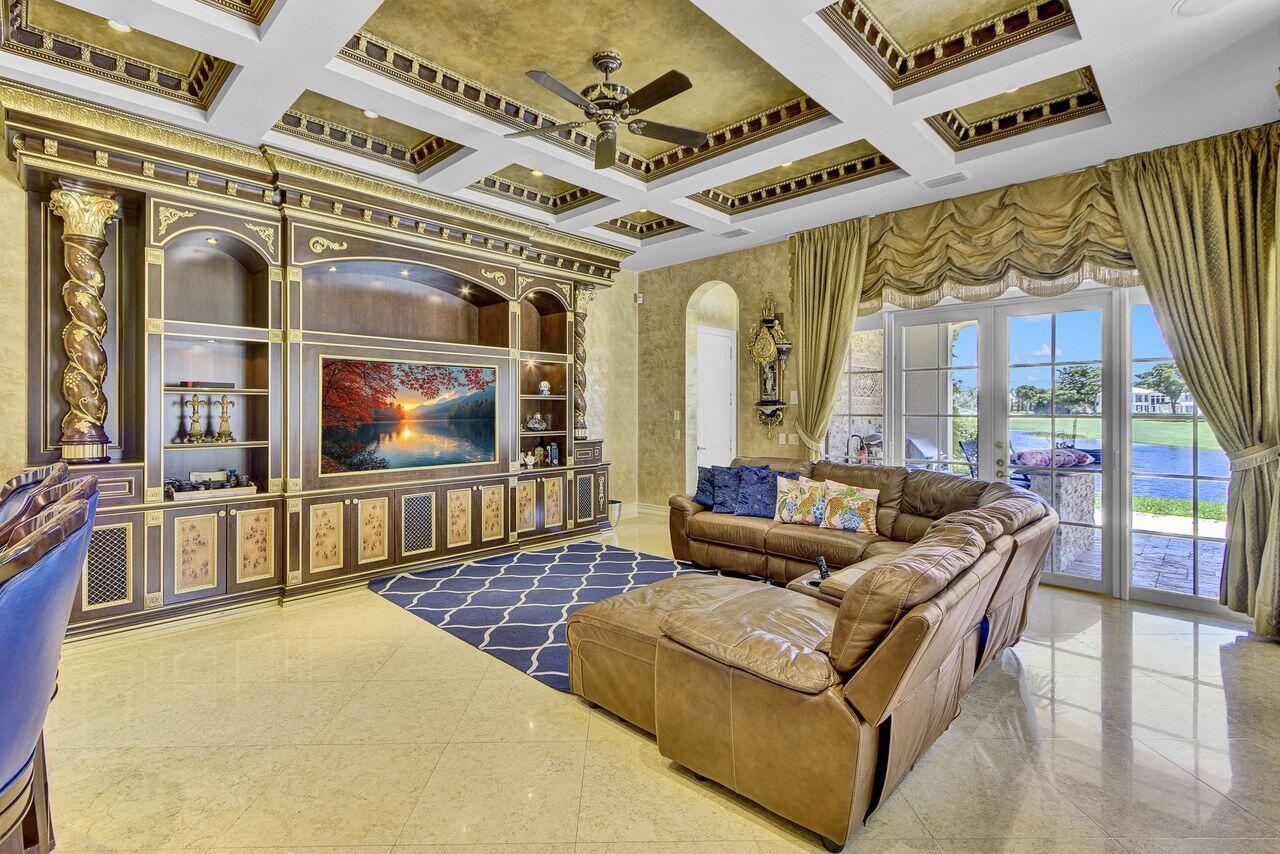 ST ANDREWS COUNTRY CLUB - Residential