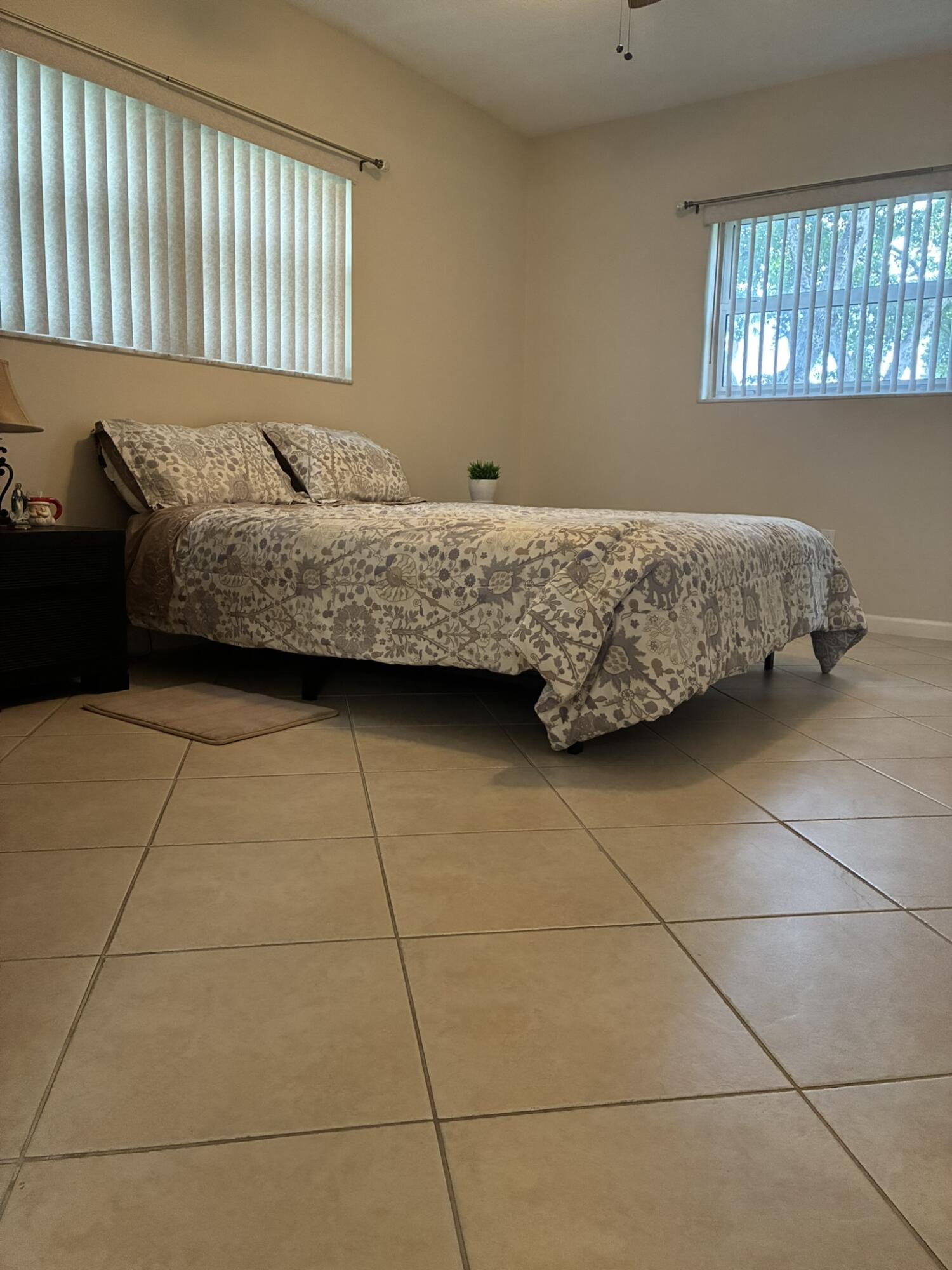 ORIOLE GARDENS THREE 89 CONDO - Residential