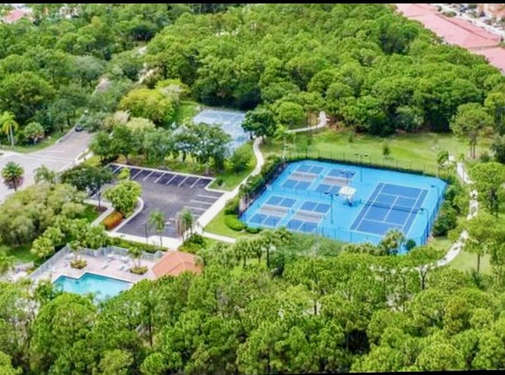 MARINER VILLAGE - Residential