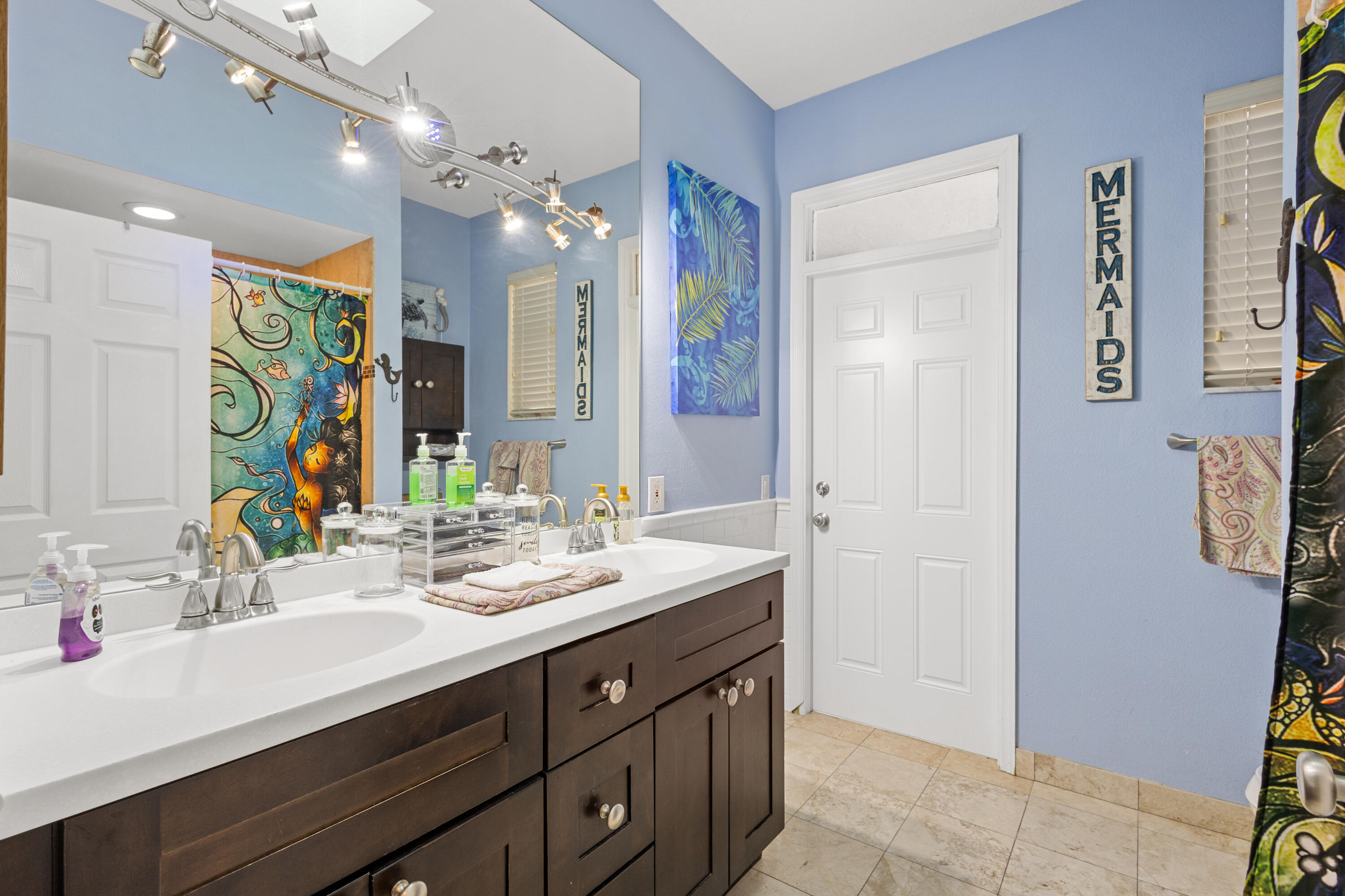 SUGAR POND MANOR OF WELLINGTON - Residential