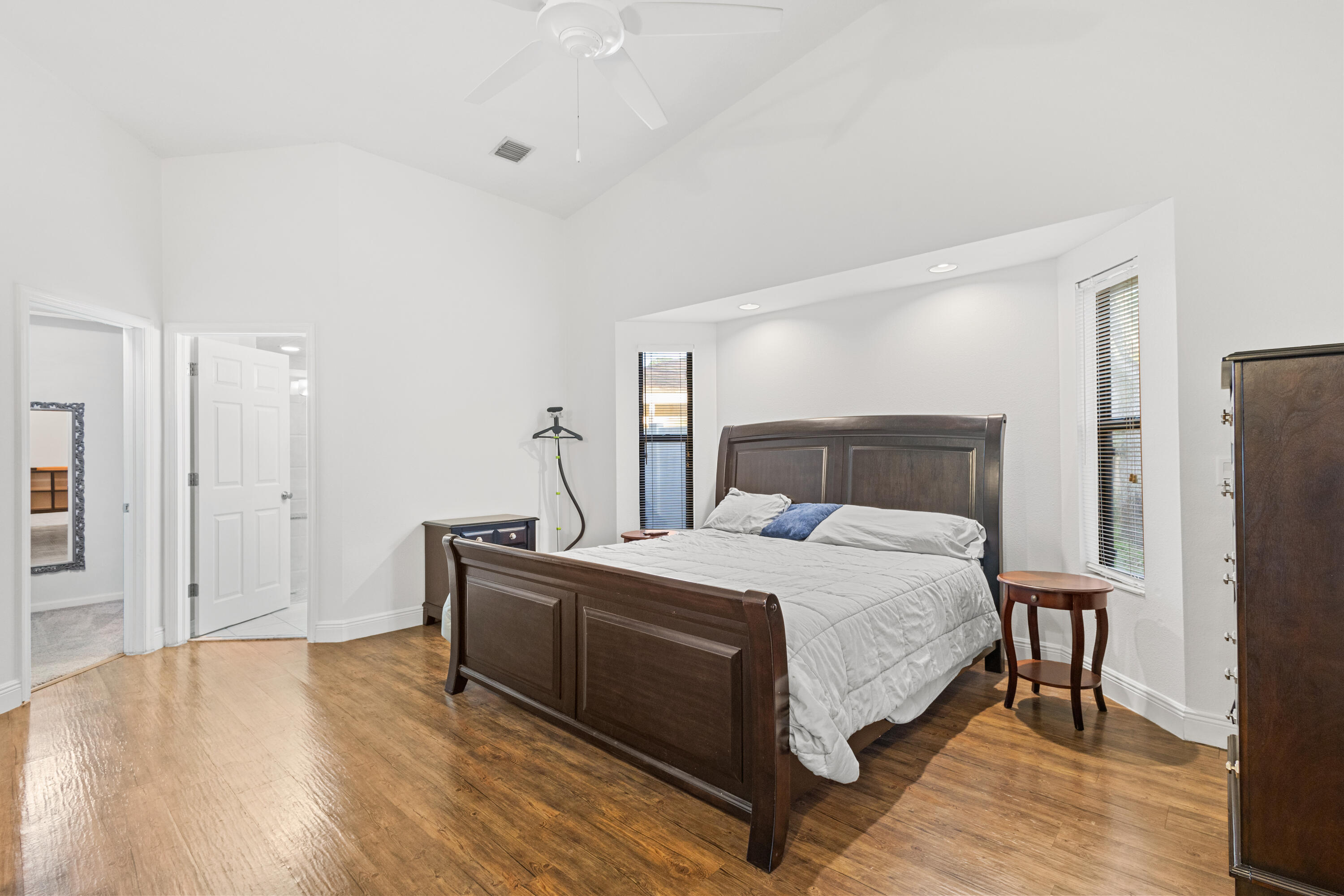 SUGAR POND MANOR OF WELLINGTON - Residential