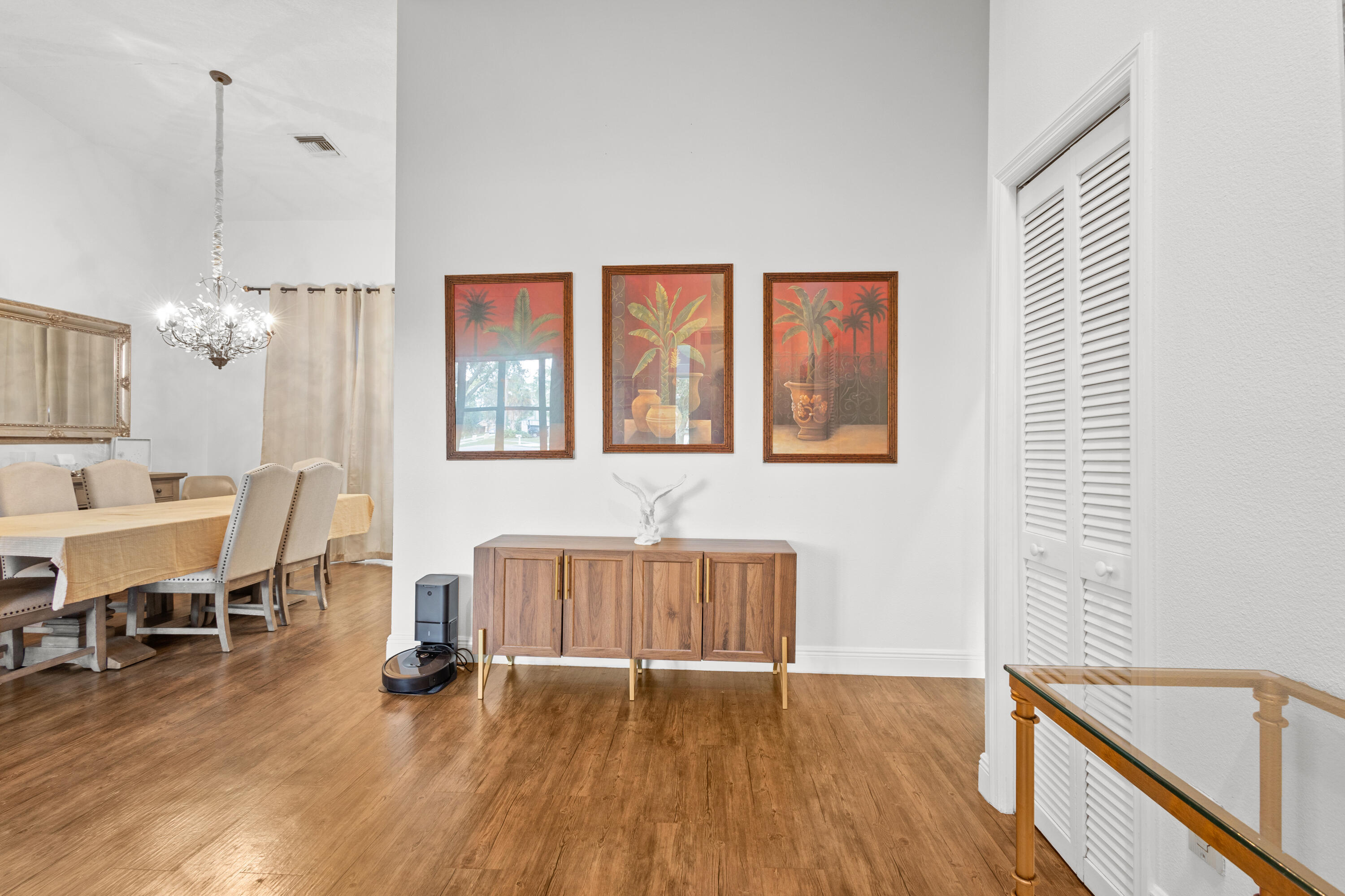 SUGAR POND MANOR OF WELLINGTON - Residential