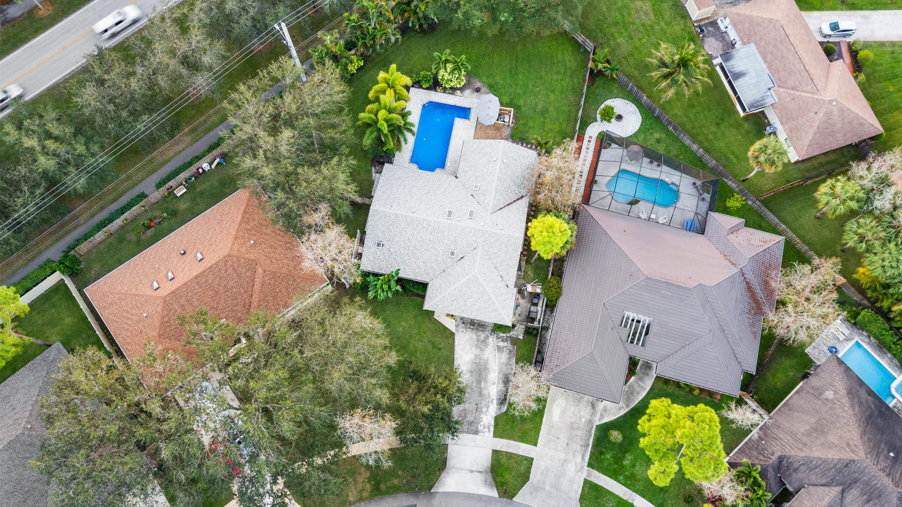 SUGAR POND MANOR OF WELLINGTON - Residential