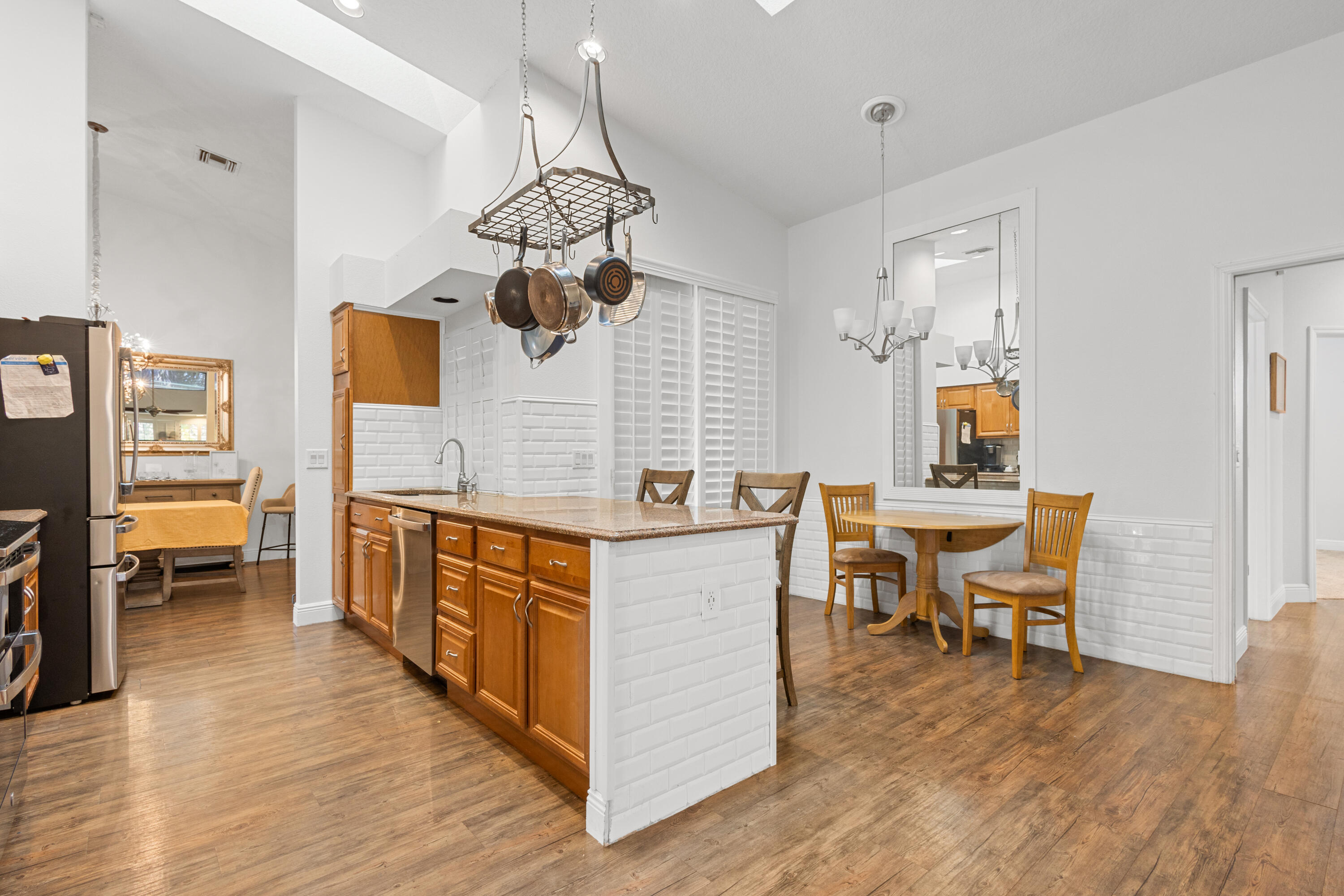 SUGAR POND MANOR OF WELLINGTON - Residential