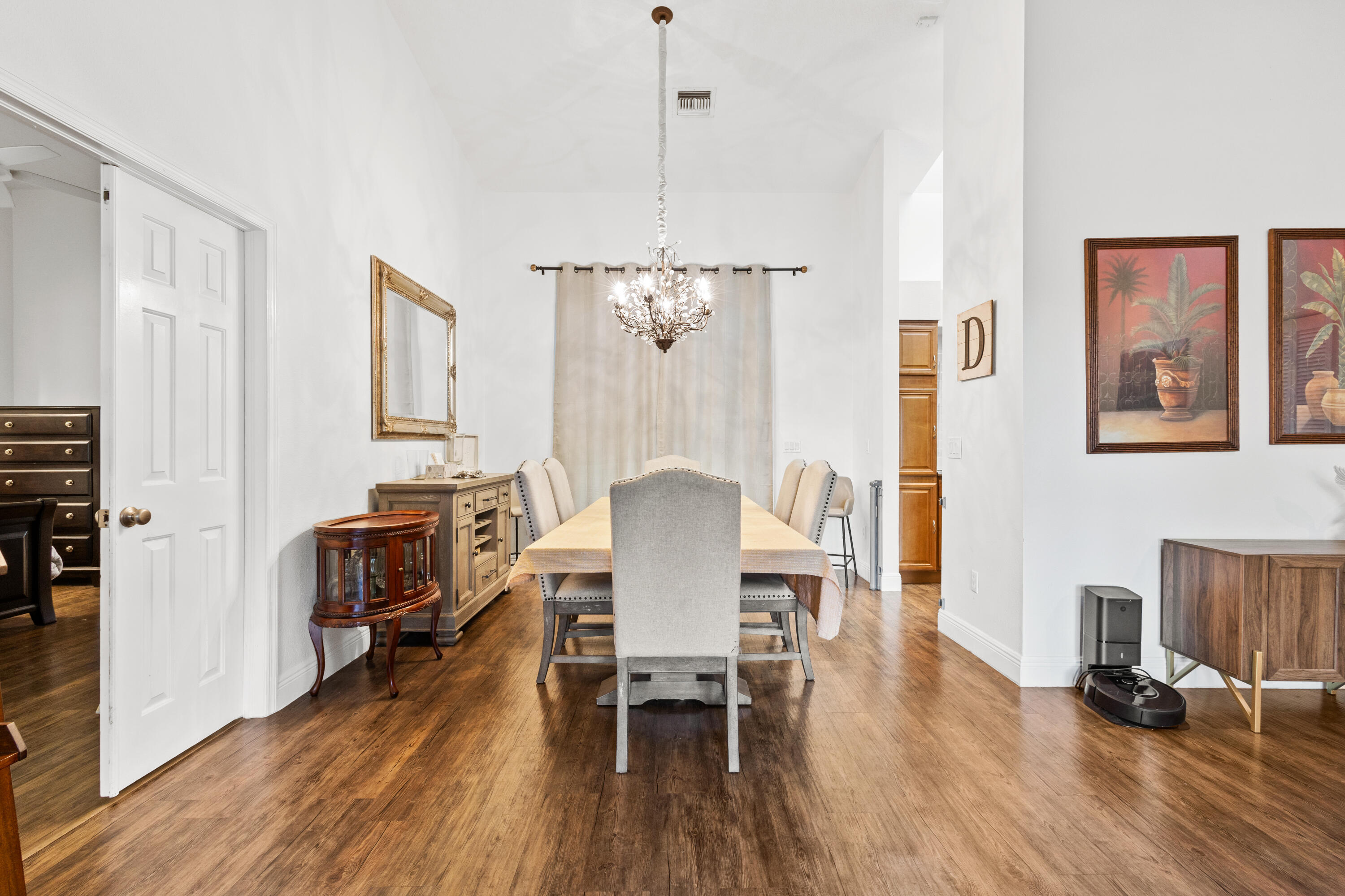 SUGAR POND MANOR OF WELLINGTON - Residential