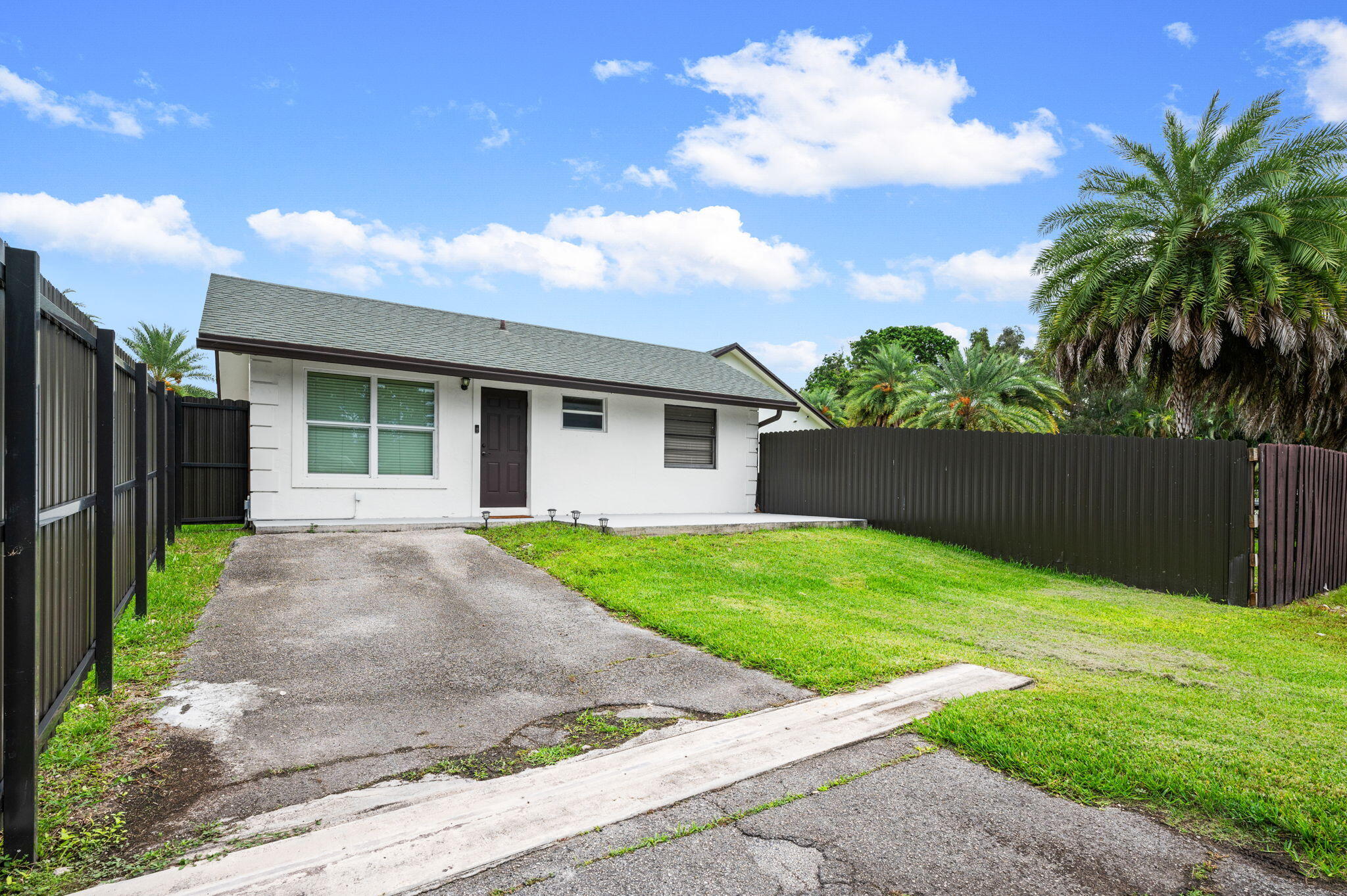 GREEN GLADES SOUTH - Residential