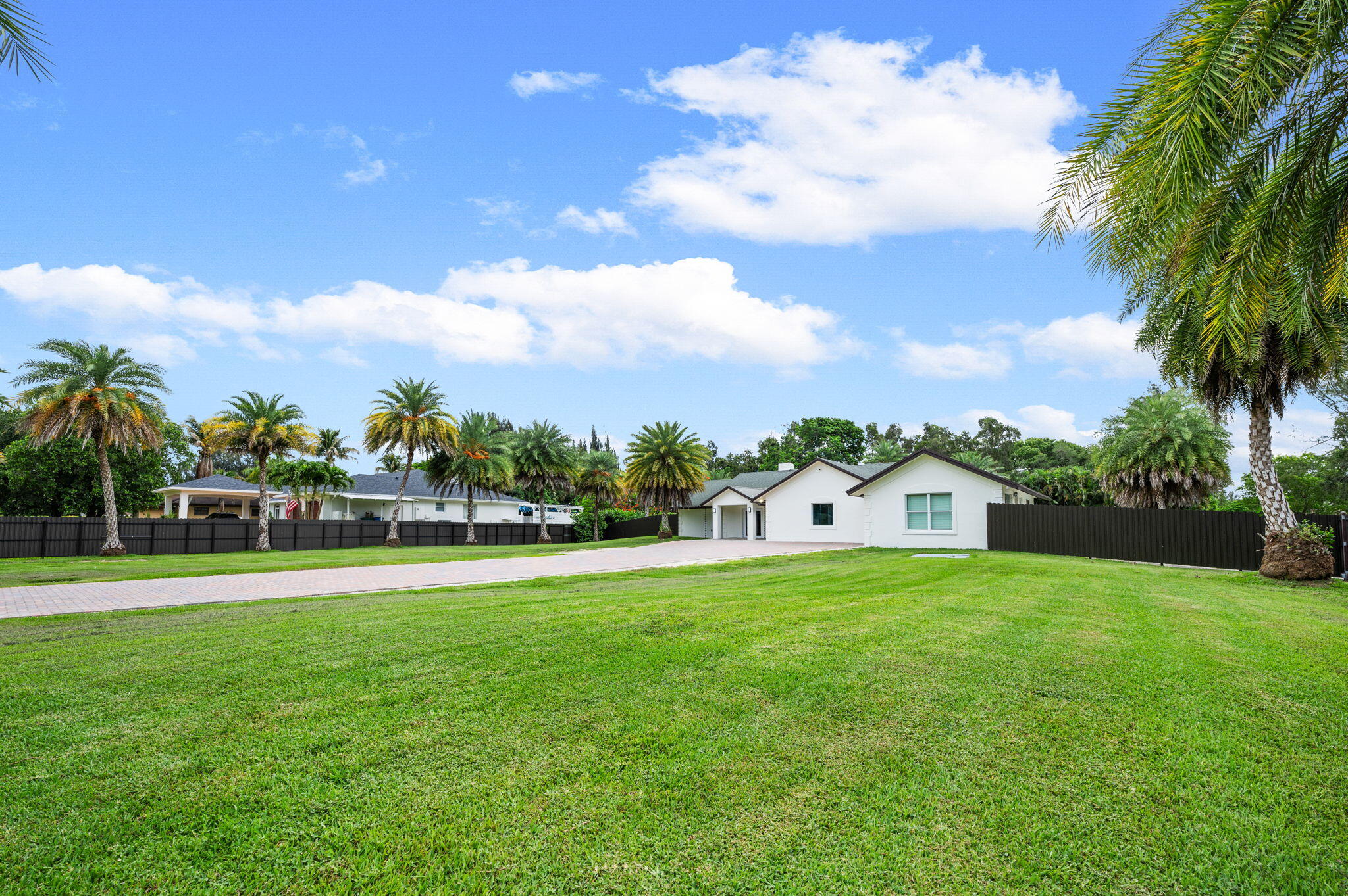 GREEN GLADES SOUTH - Residential