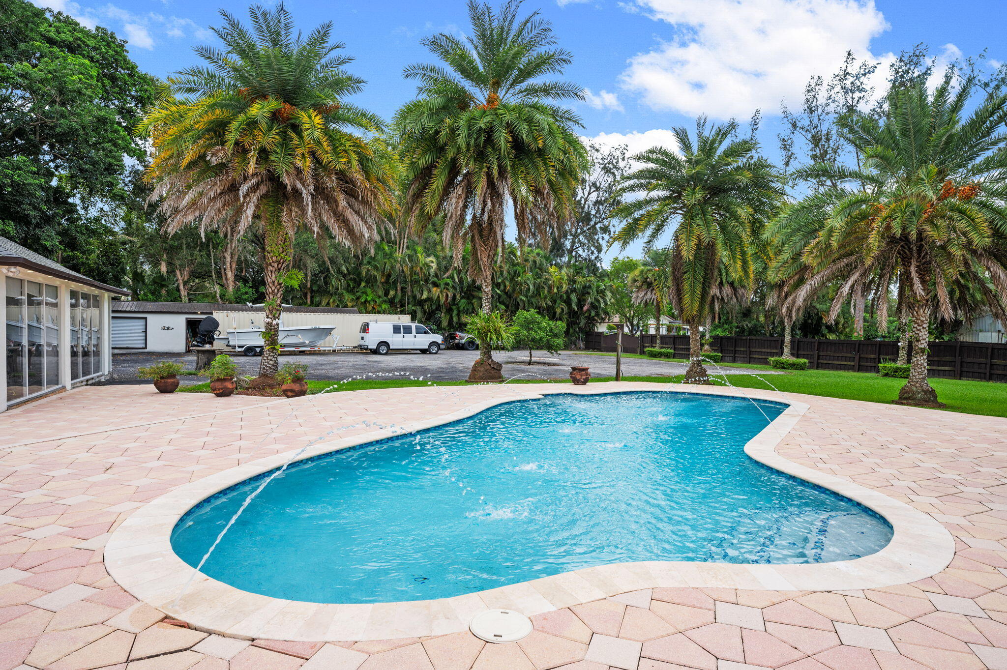 GREEN GLADES SOUTH - Residential