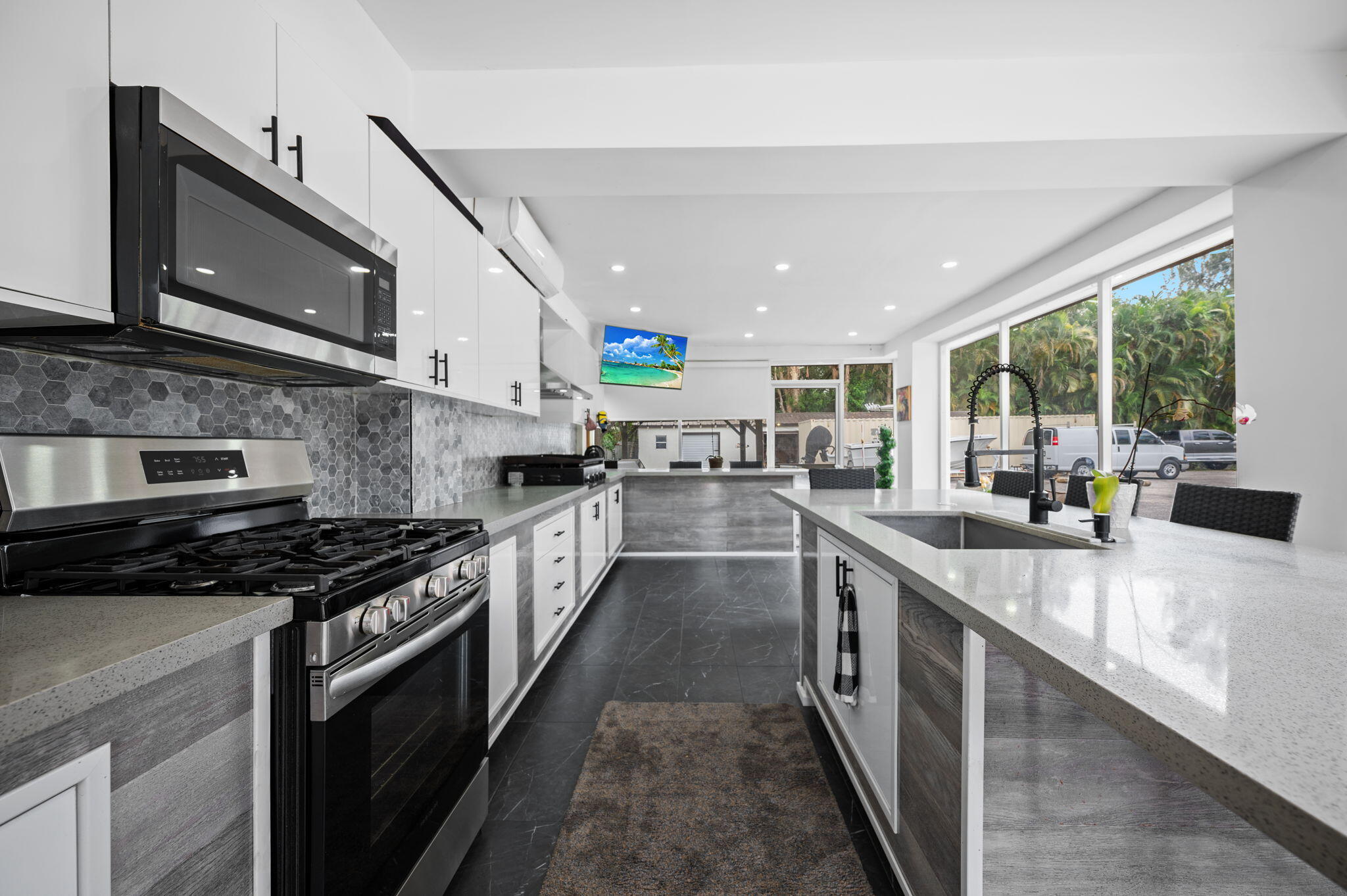 GREEN GLADES SOUTH - Residential