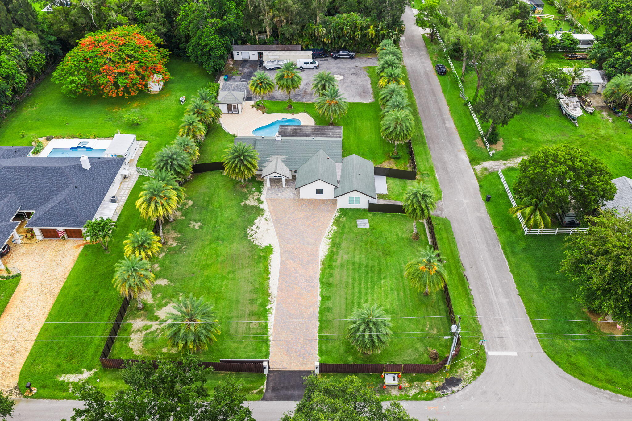 GREEN GLADES SOUTH - Residential