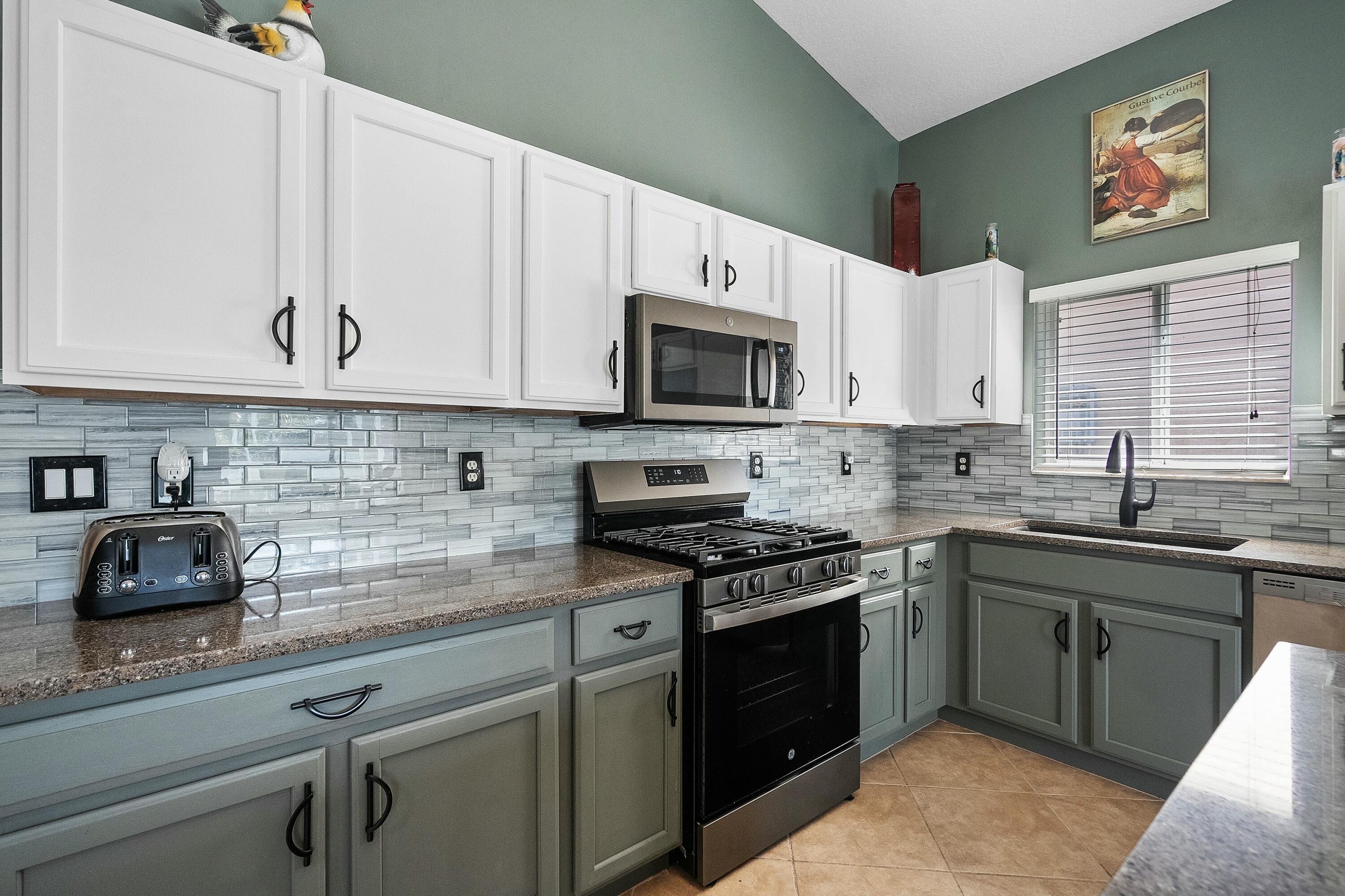 SPRINGTREE - Residential