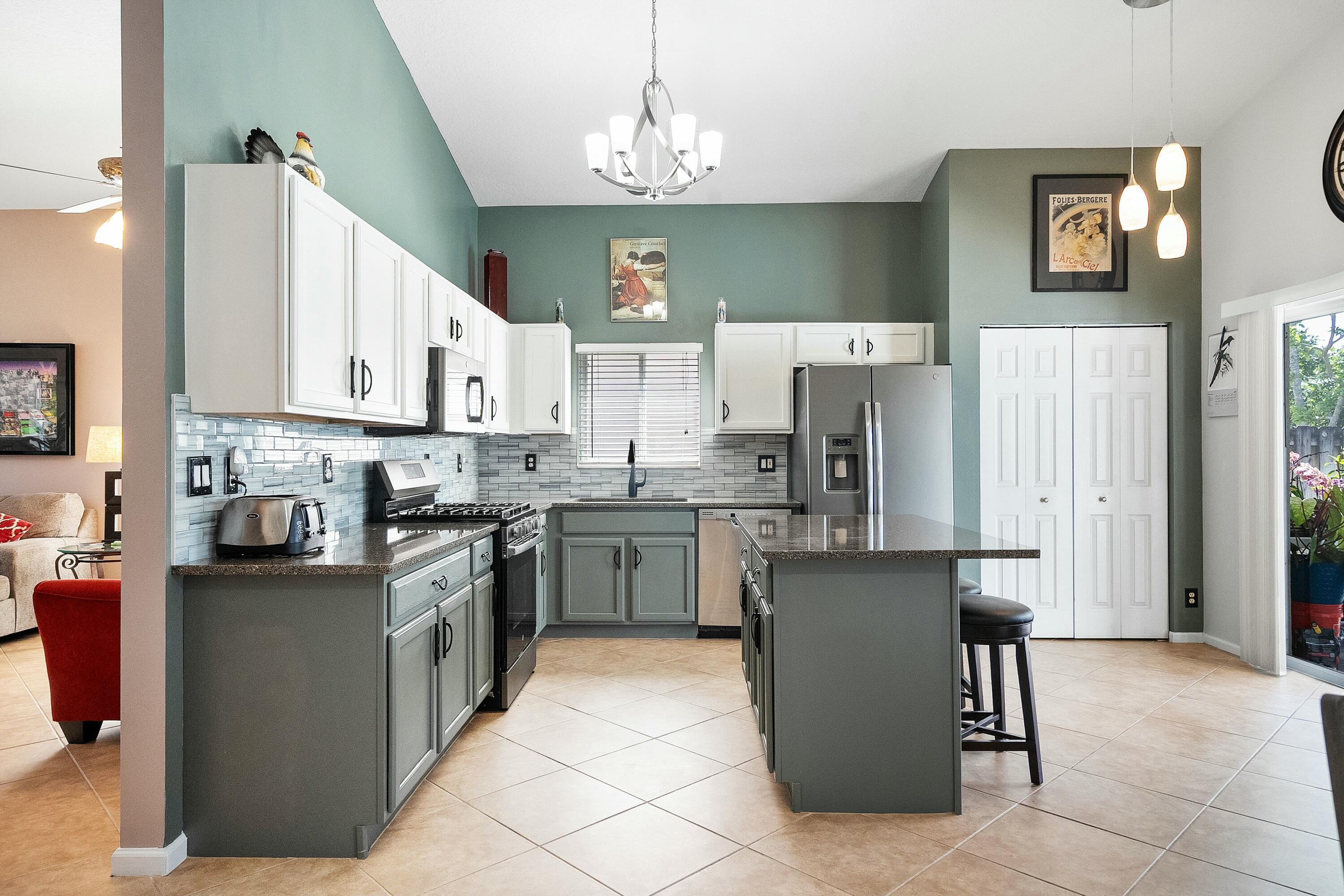 SPRINGTREE - Residential
