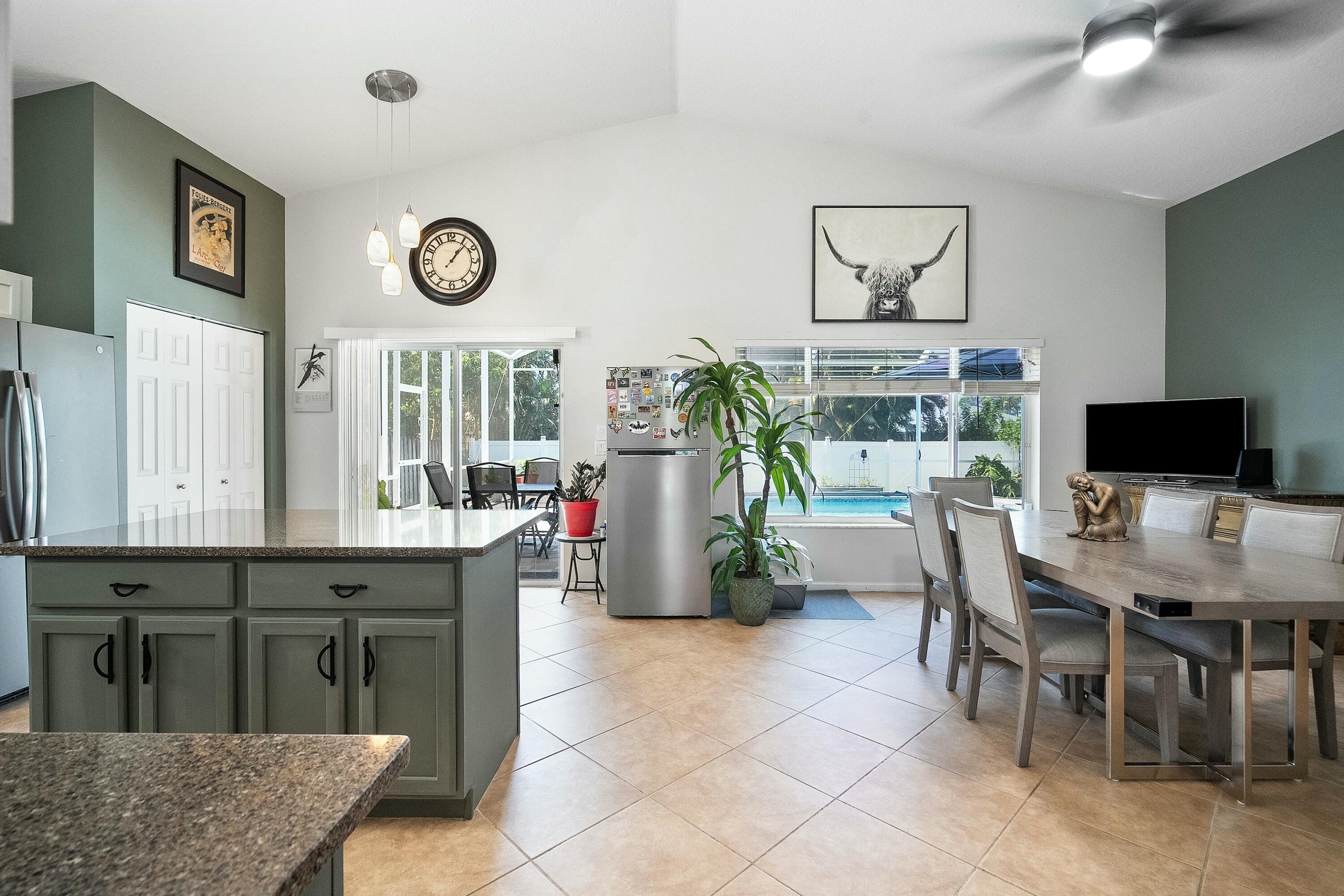 SPRINGTREE - Residential