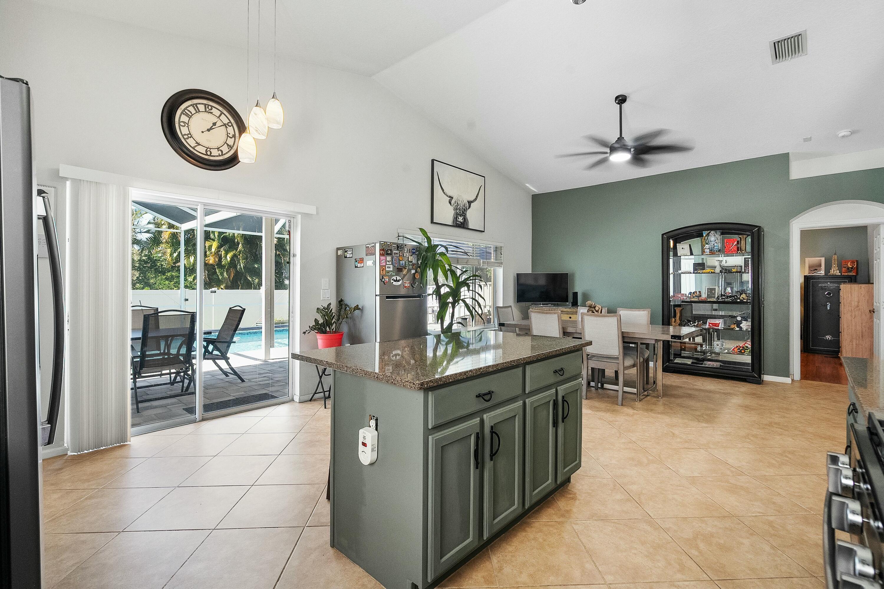 SPRINGTREE - Residential