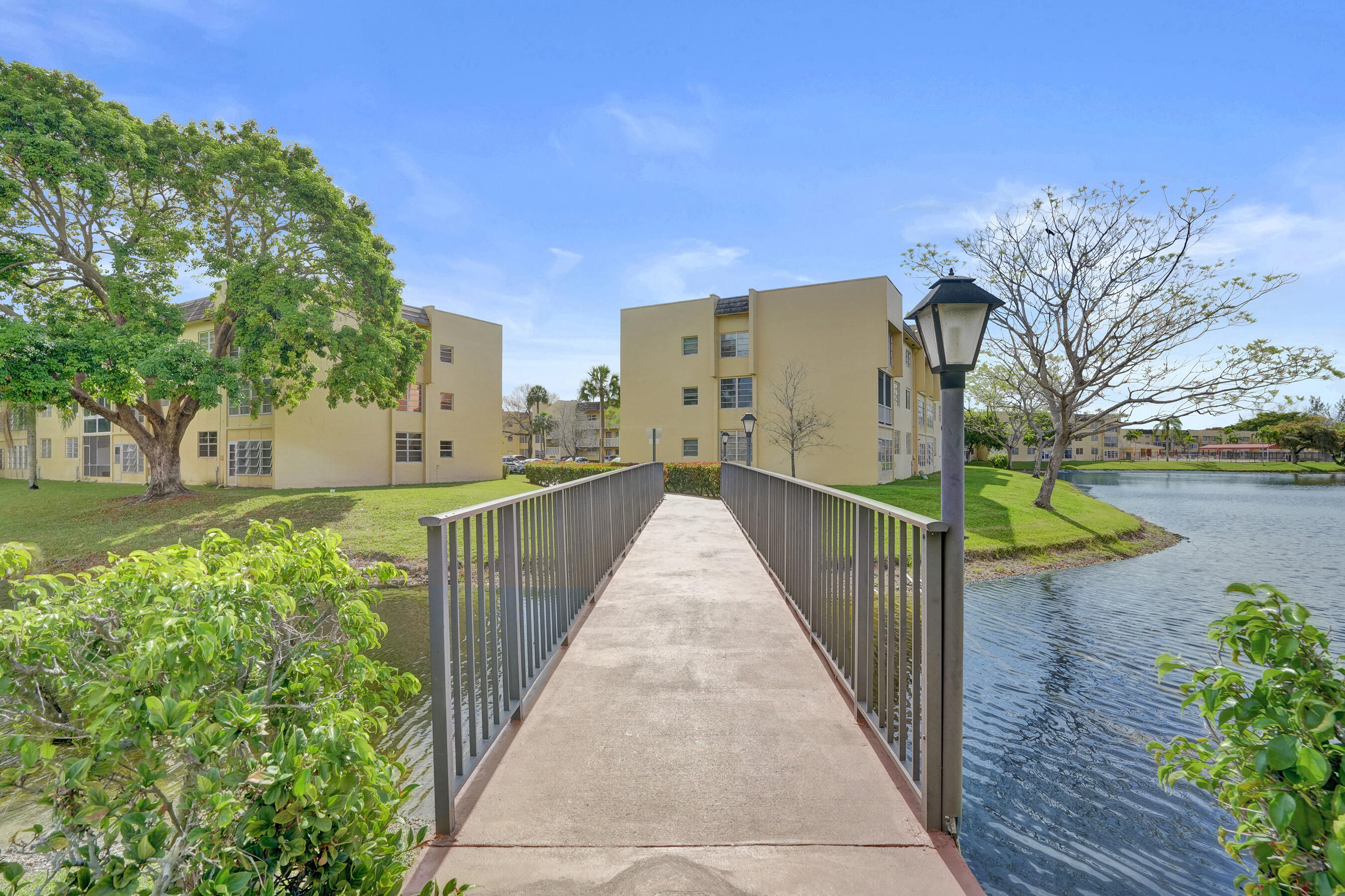 BERMUDA CLUB FIVE CONDO - Residential