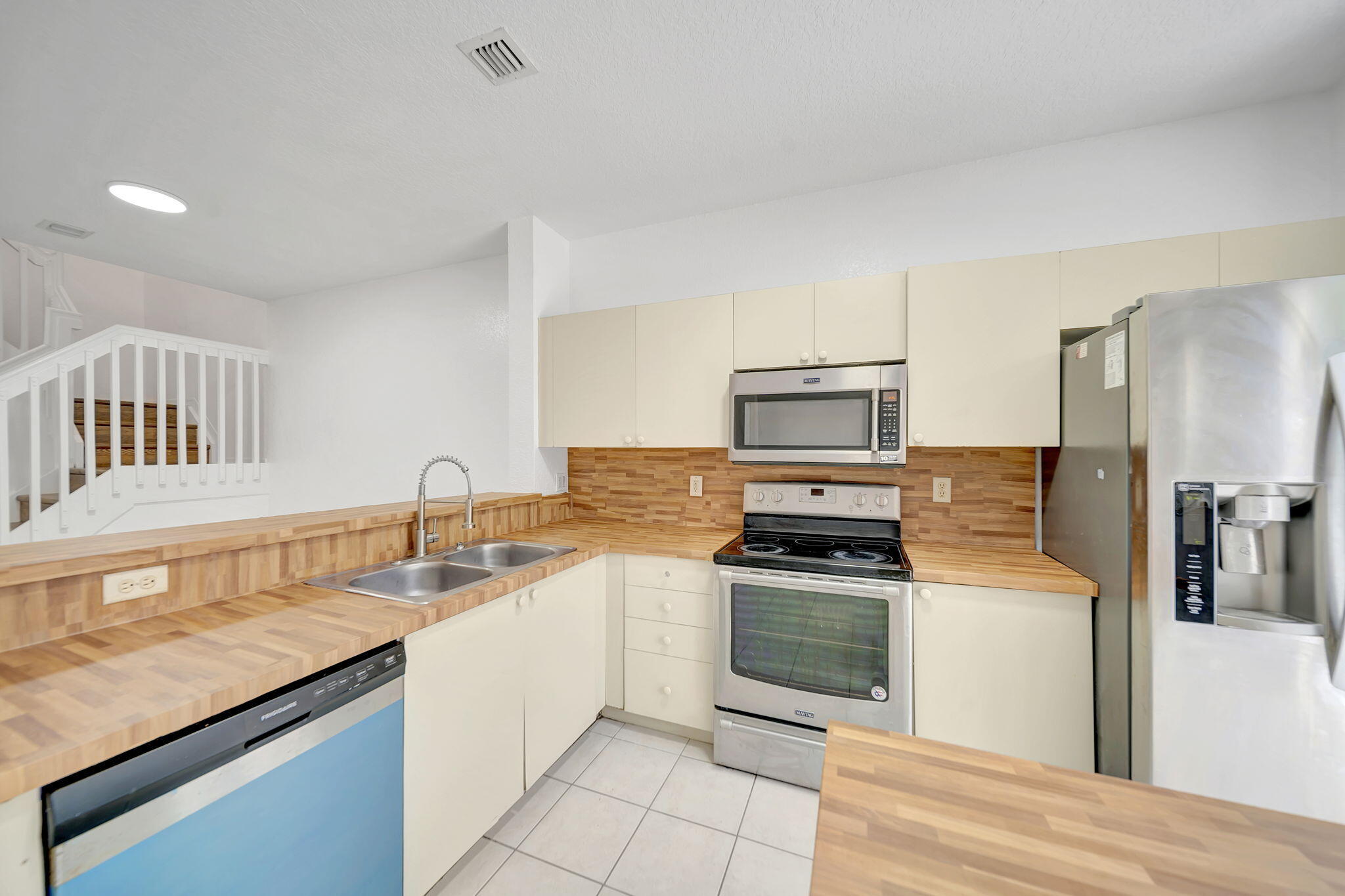 NEXT SUNRISE ENSEMBLE - Residential