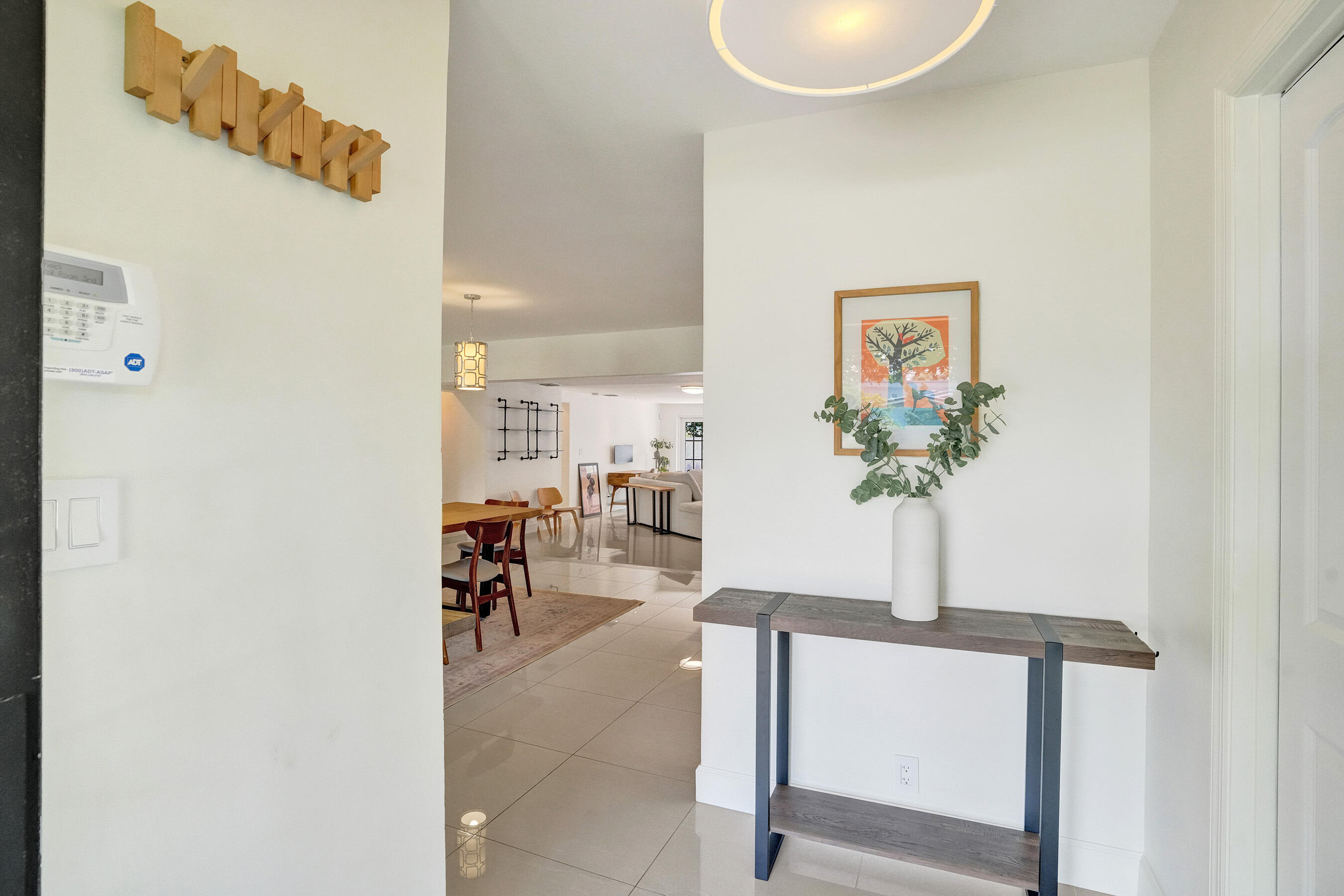 IMPERIAL POINT 2 SEC - Residential