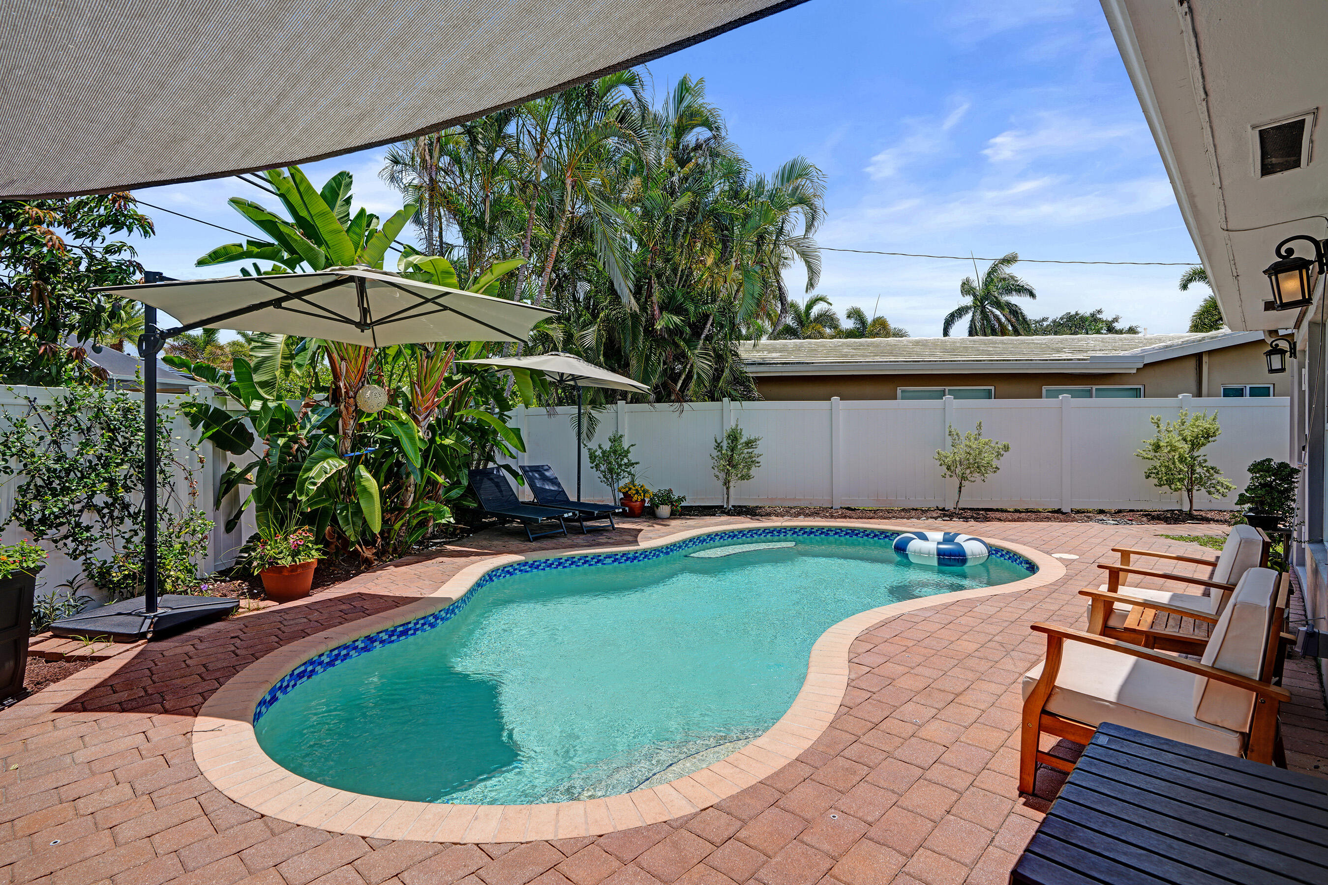 IMPERIAL POINT 2 SEC - Residential