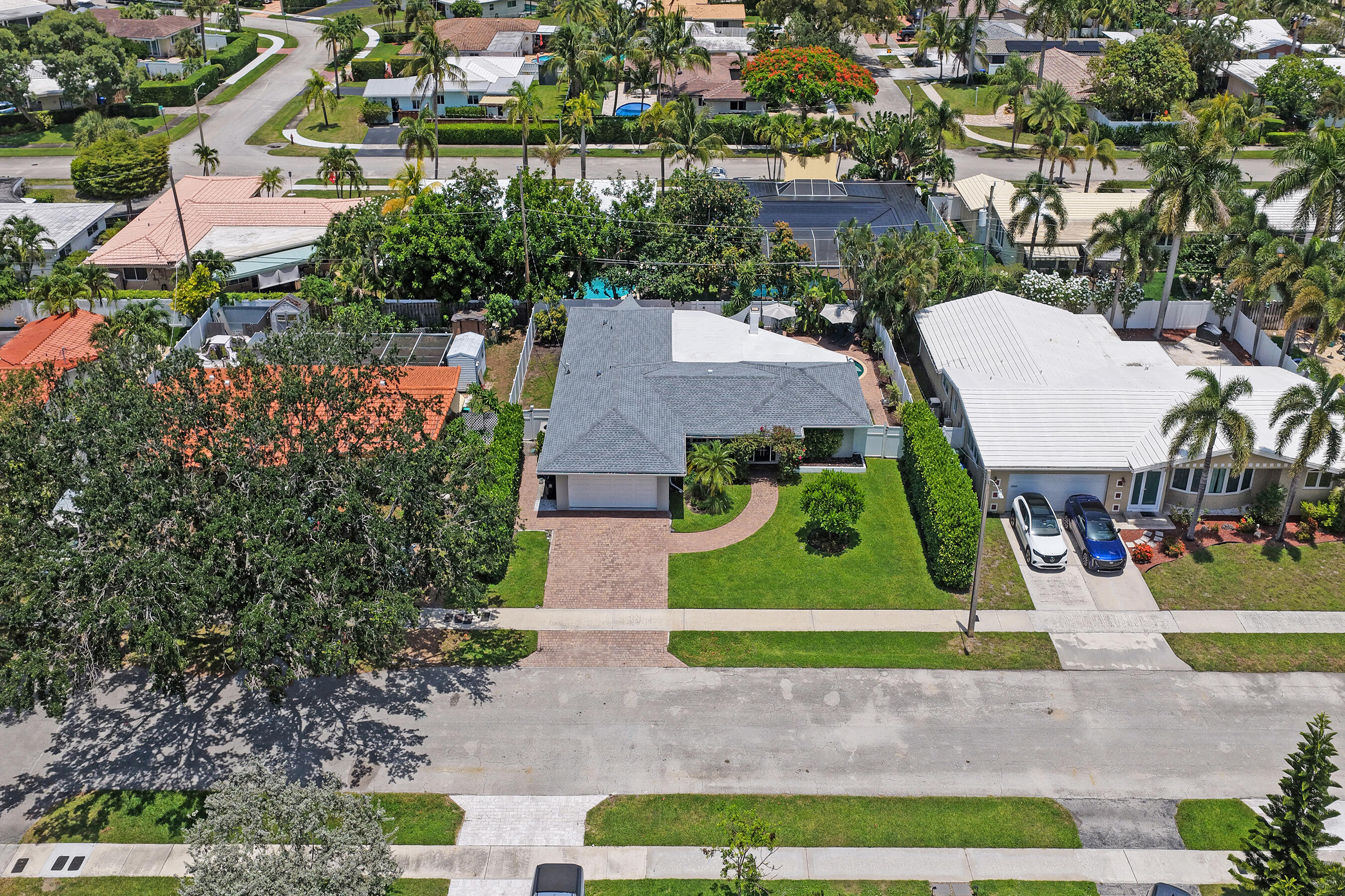 IMPERIAL POINT 2 SEC - Residential