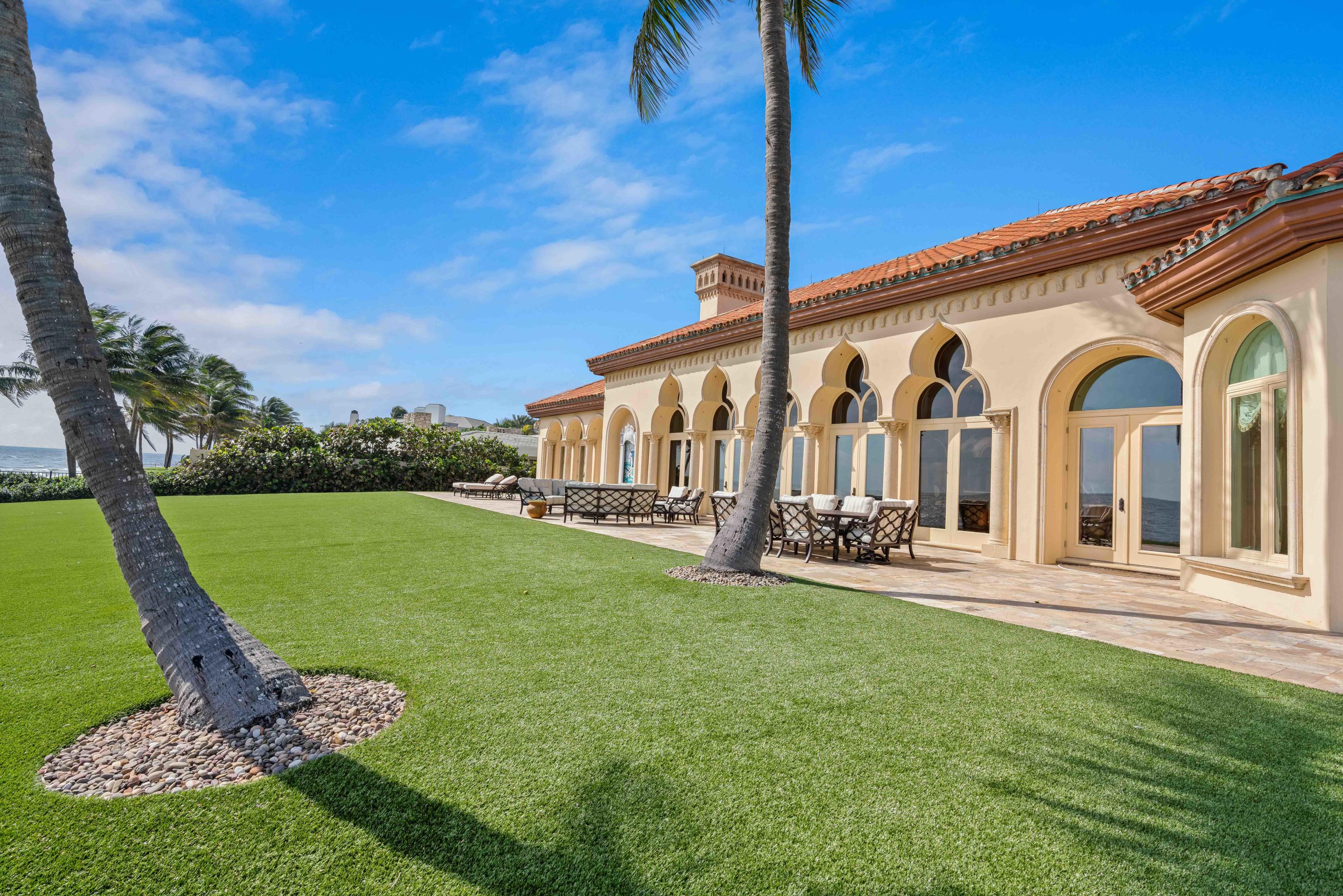 MANALAPAN - Residential