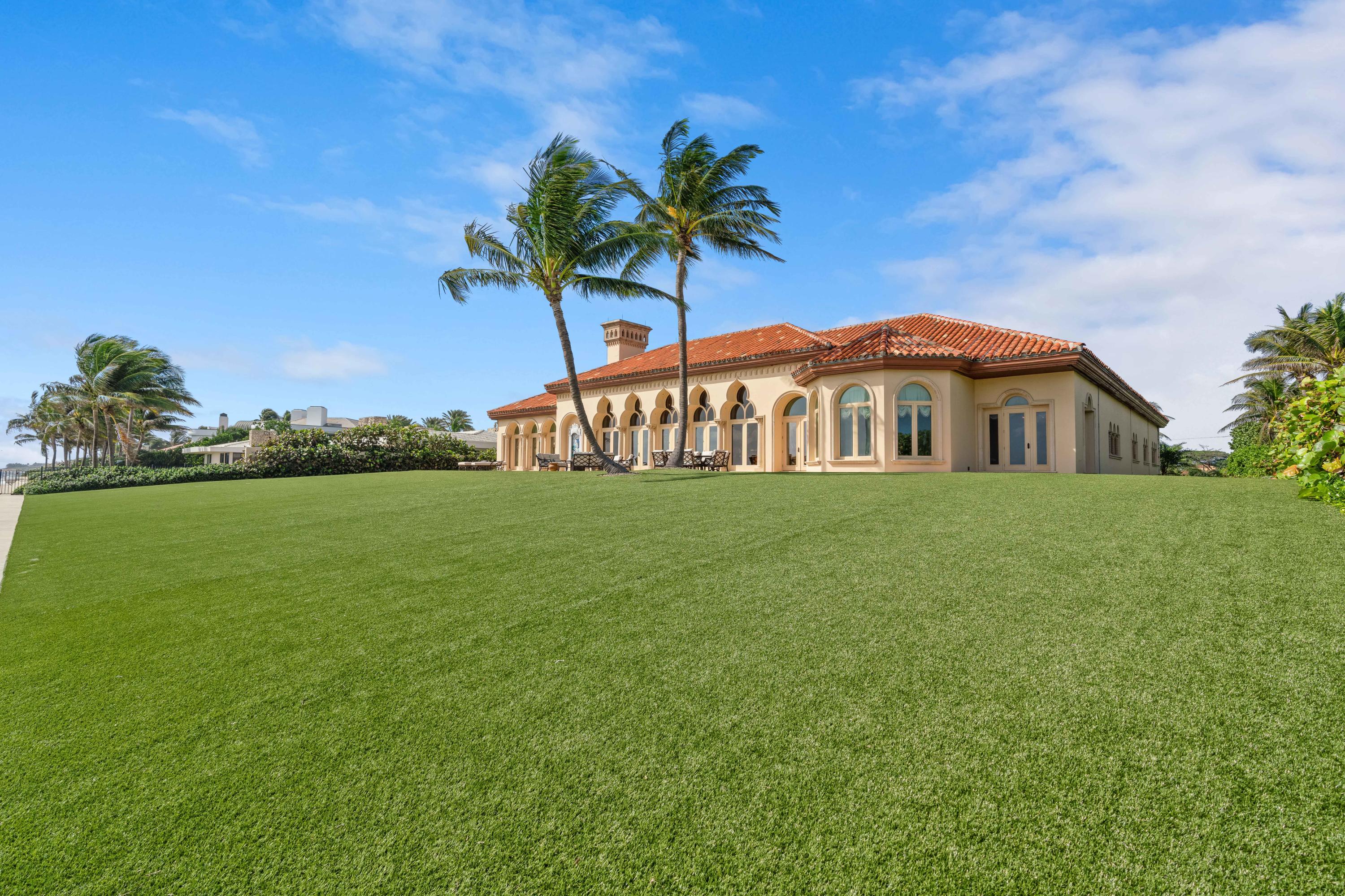 MANALAPAN - Residential