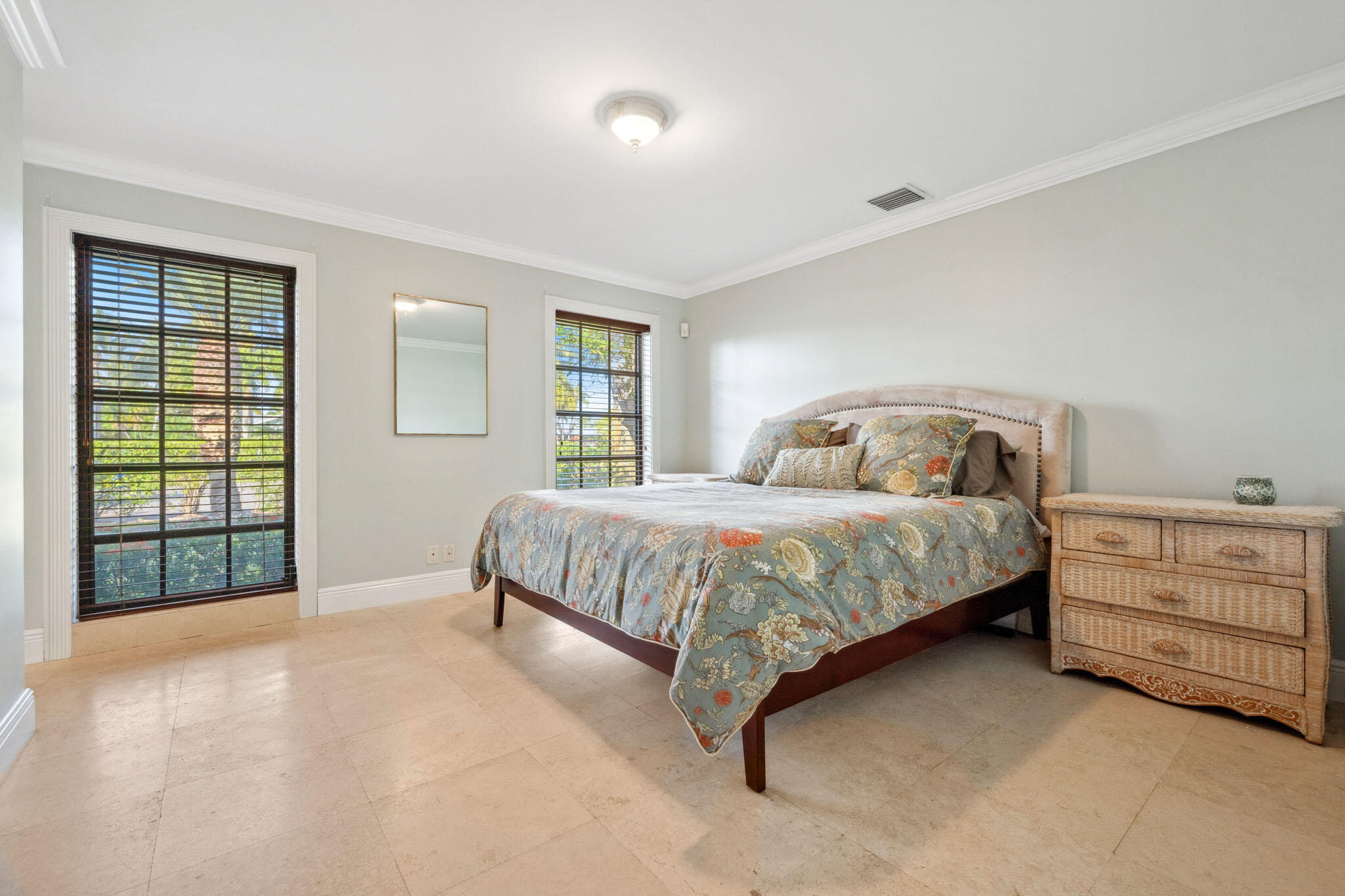 Tequesta Country Club - Residential