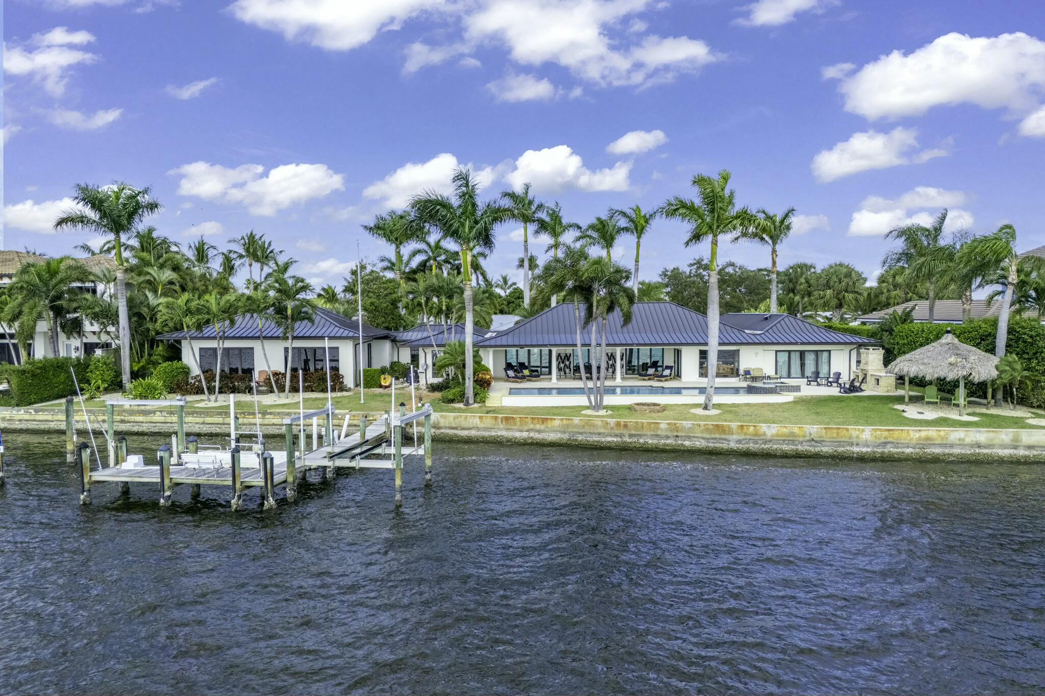 Tequesta Country Club - Residential