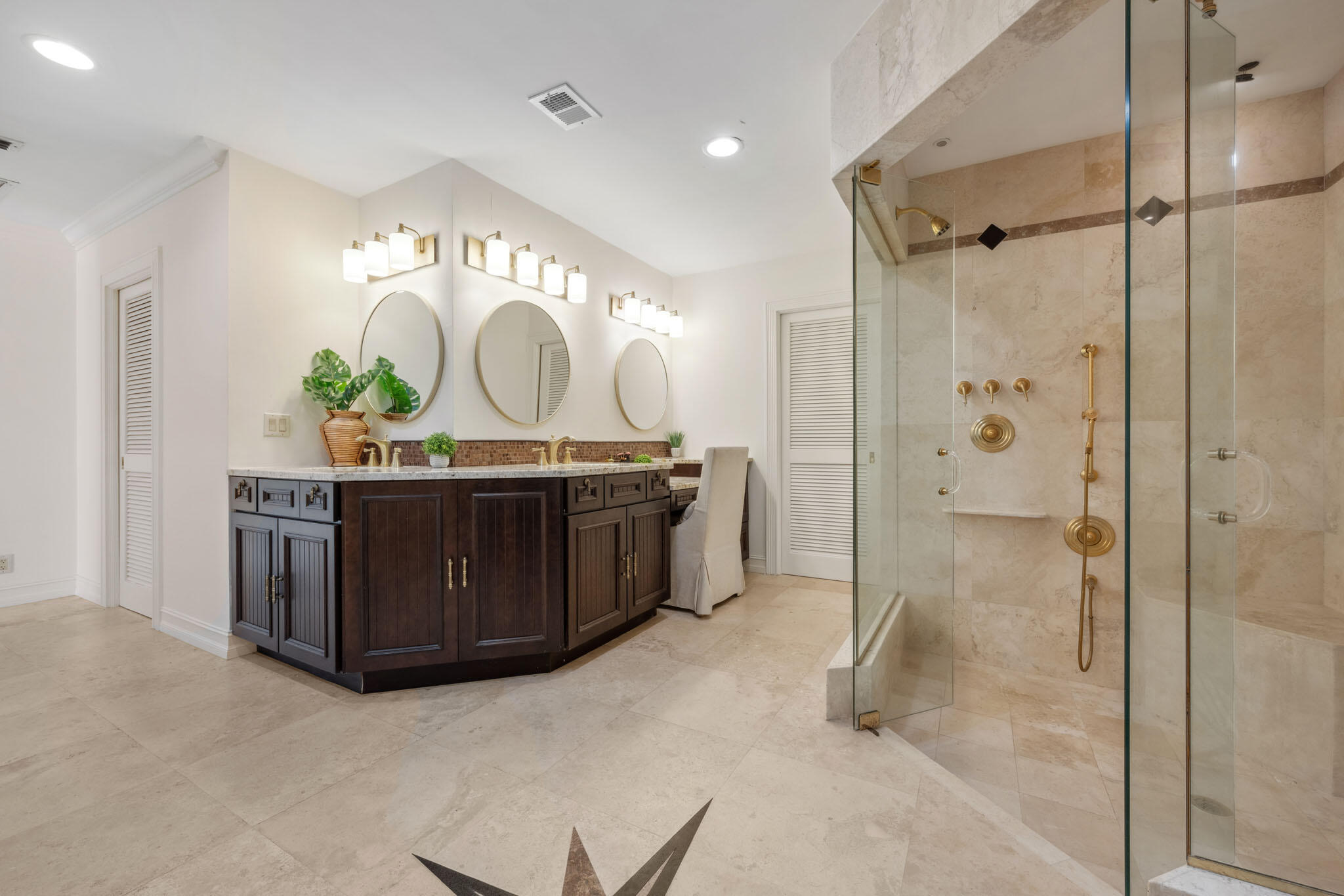 Tequesta Country Club - Residential