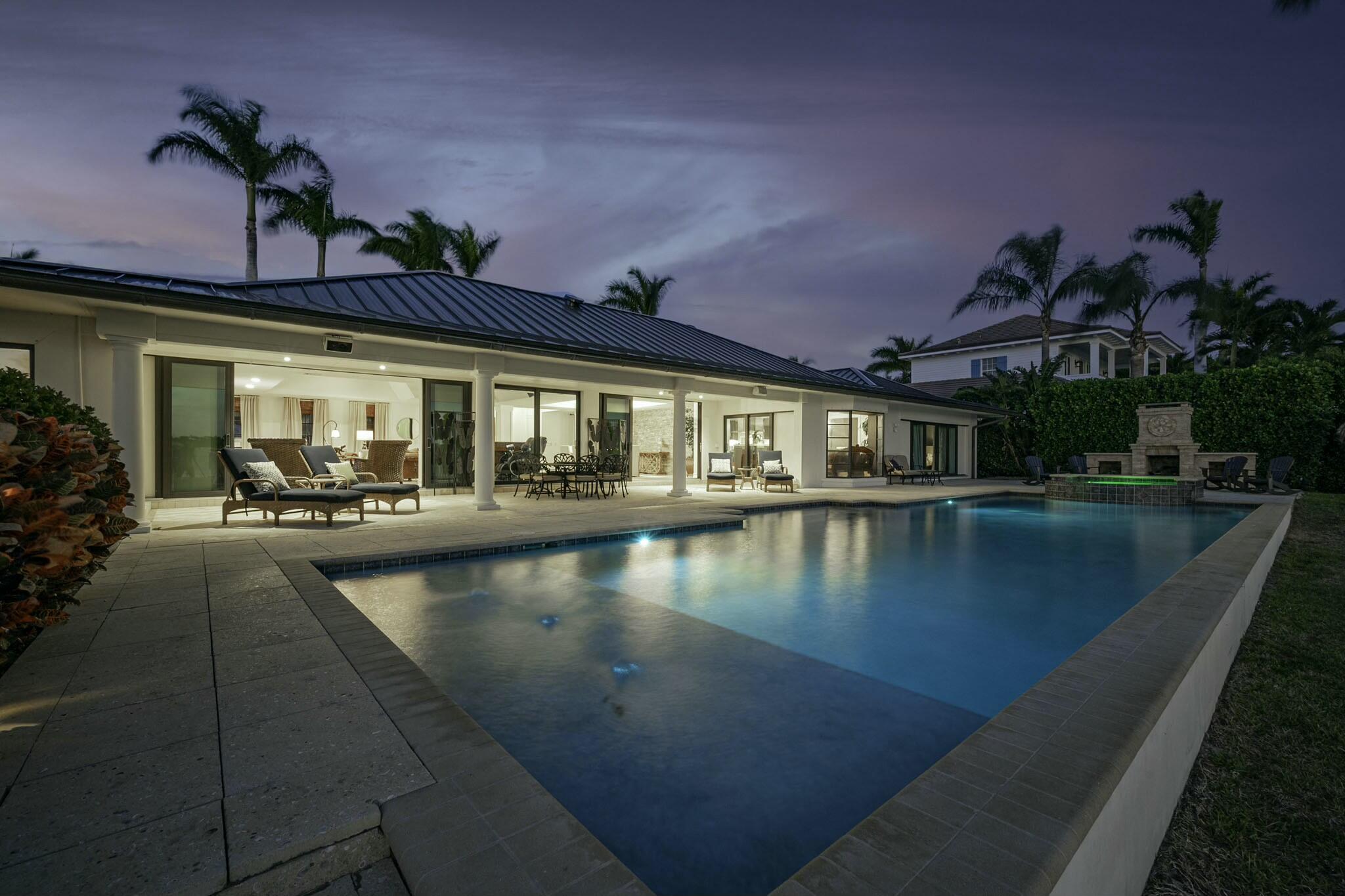 Tequesta Country Club - Residential