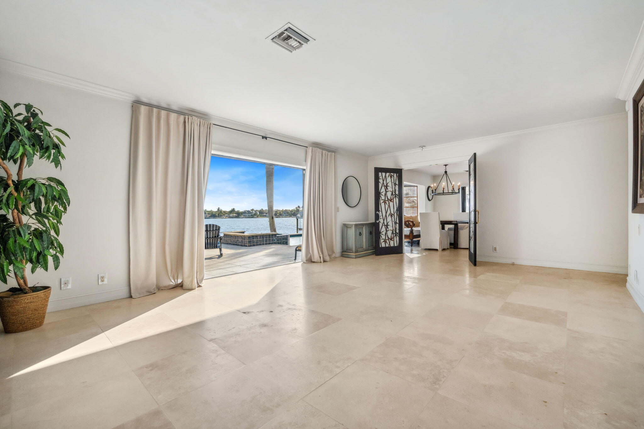 Tequesta Country Club - Residential