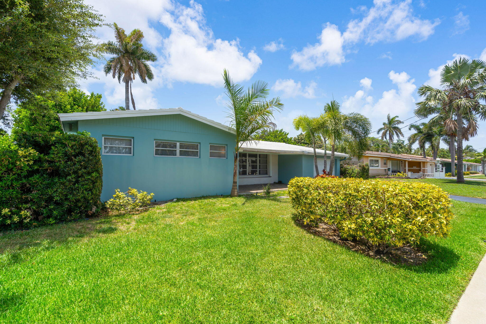 CORAL KEY HARBOR - Residential