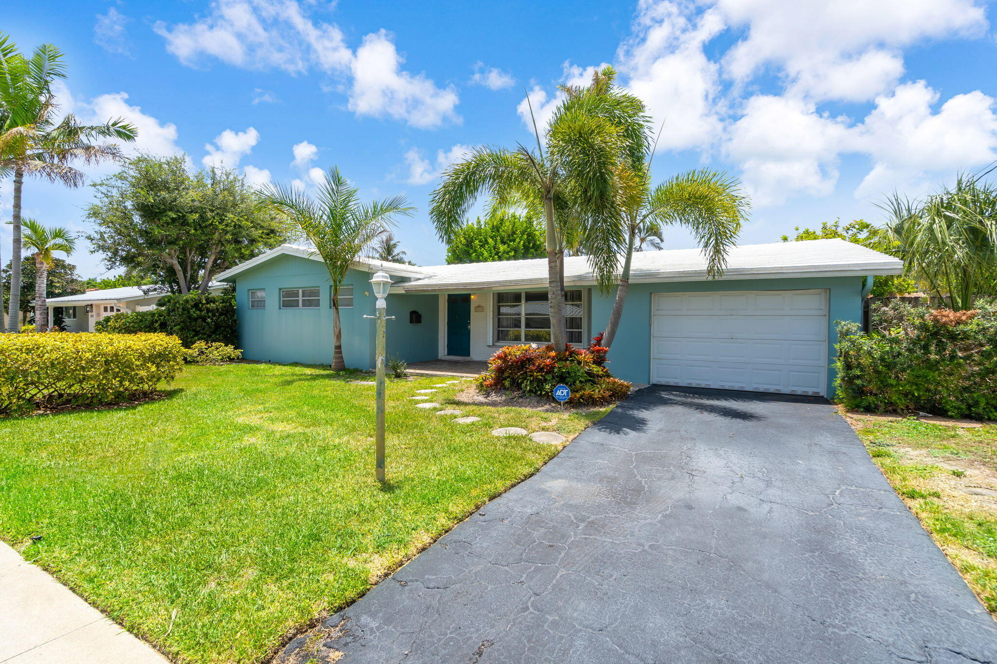 CORAL KEY HARBOR - Residential