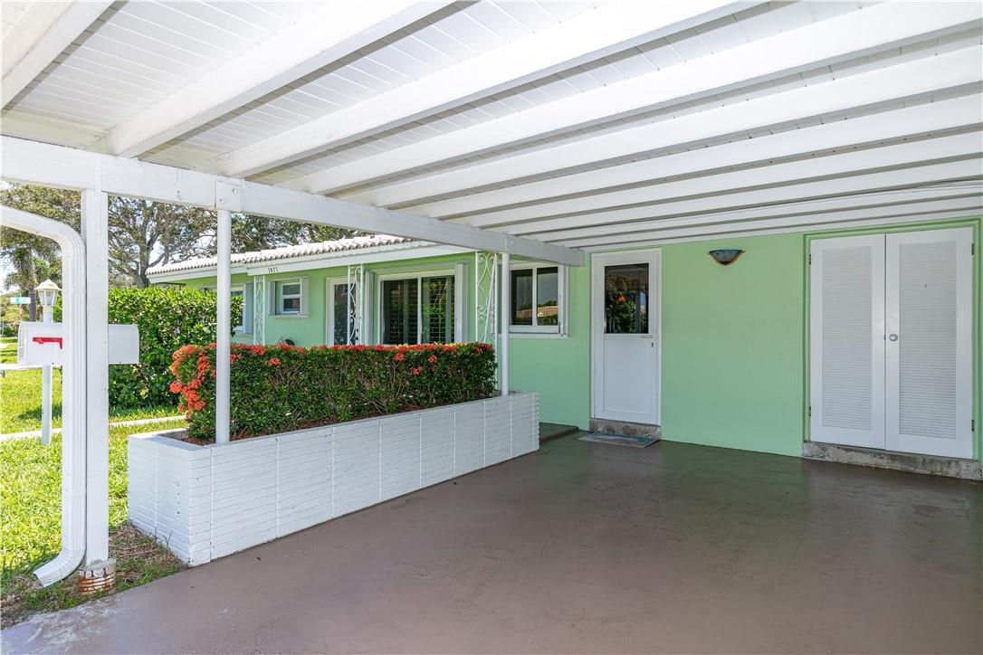 Lighthouse Point Estates - Residential