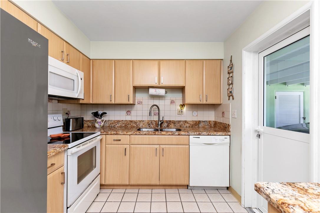 Lighthouse Point Estates - Residential