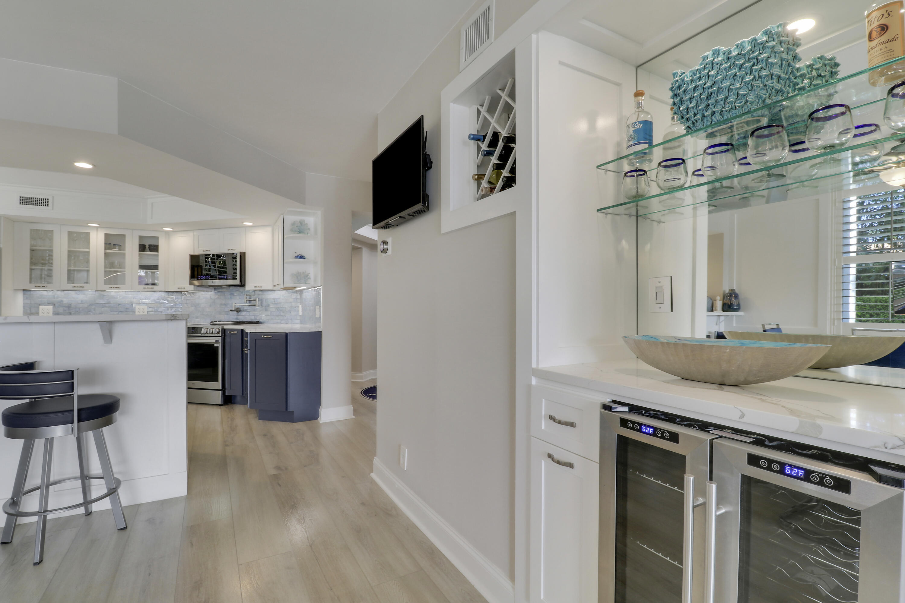 Bay Colony - Residential Lease
