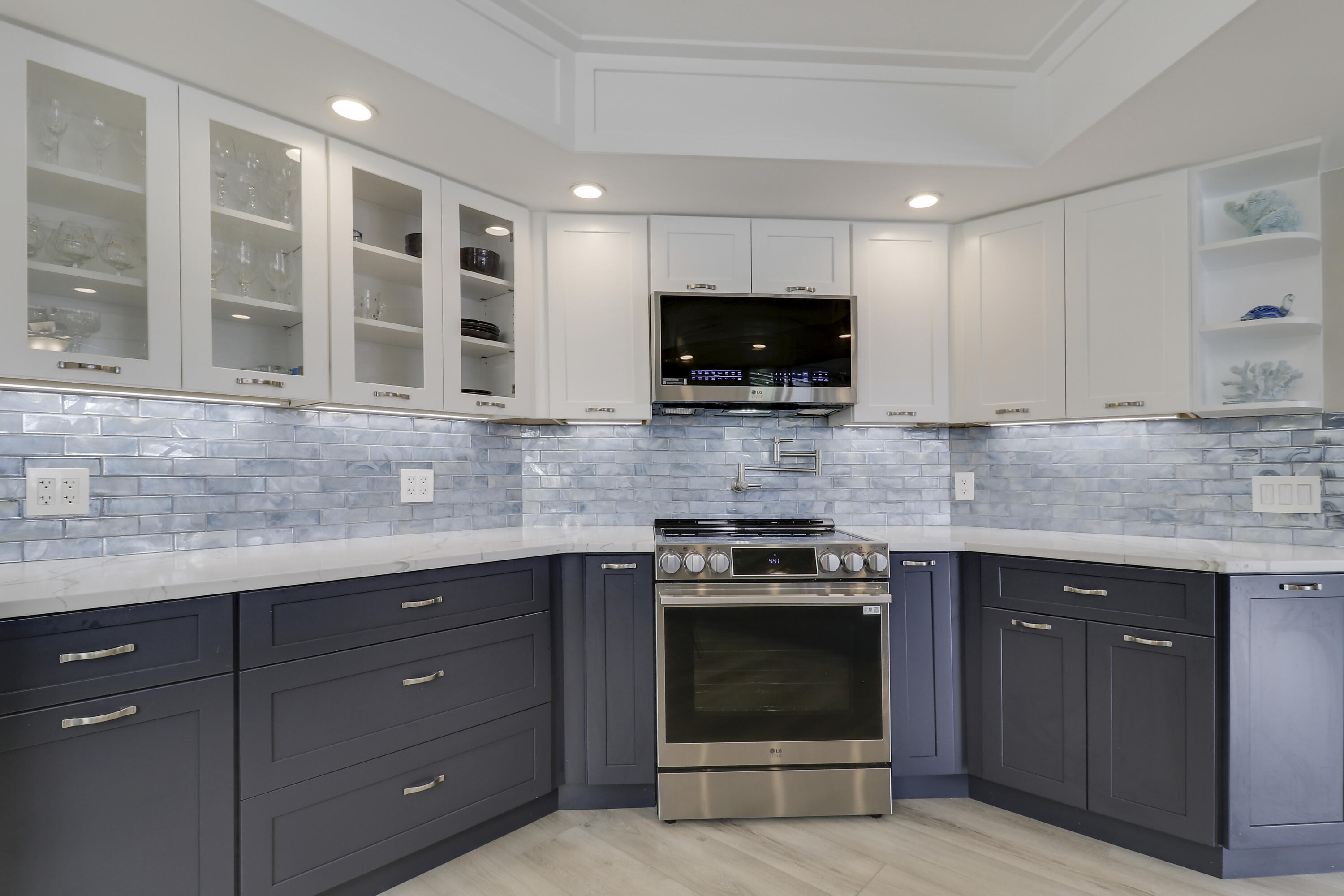 Bay Colony - Residential Lease