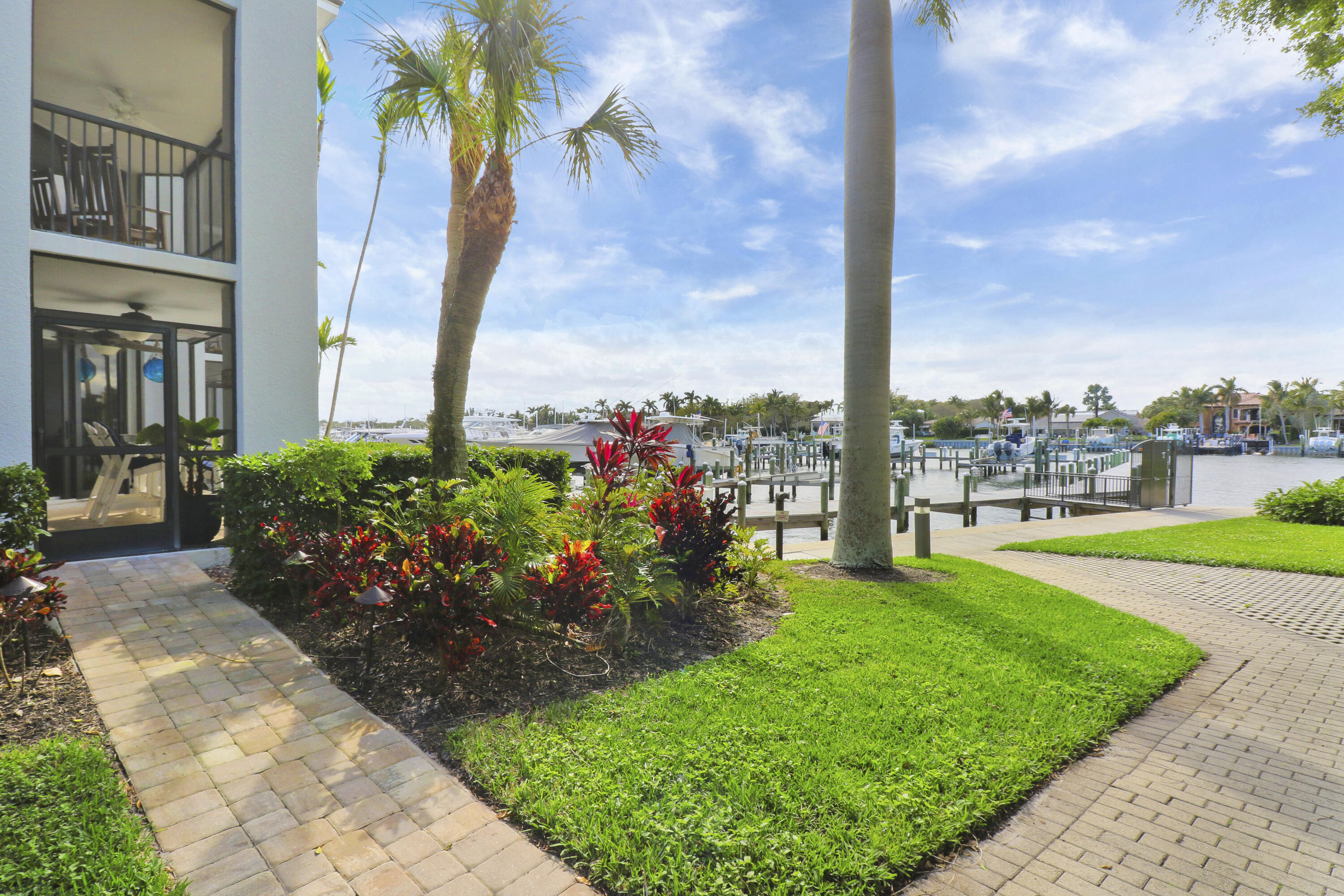 Bay Colony - Residential Lease