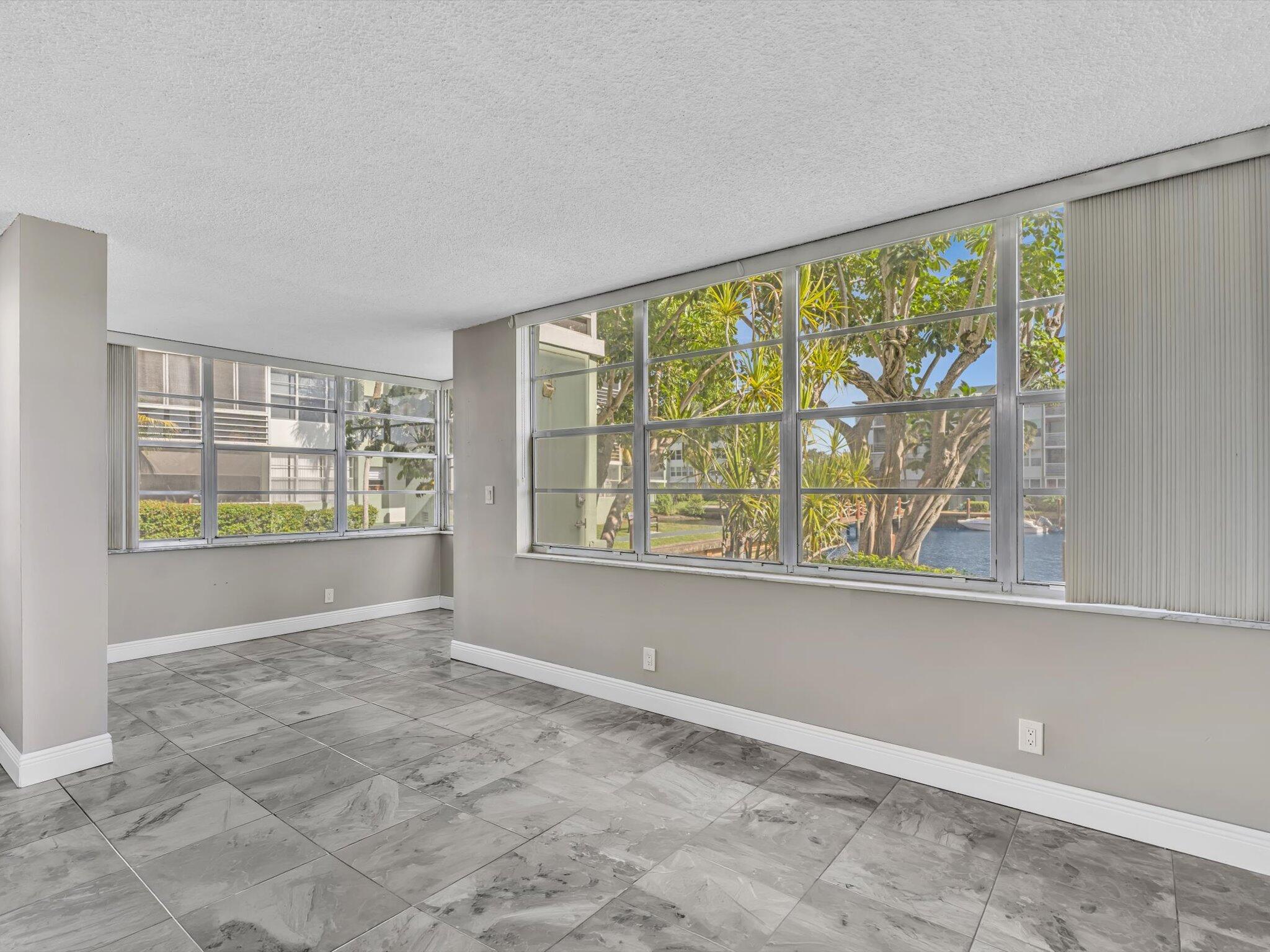 WATERGATE CONDOMINIUM NO 4 - Residential