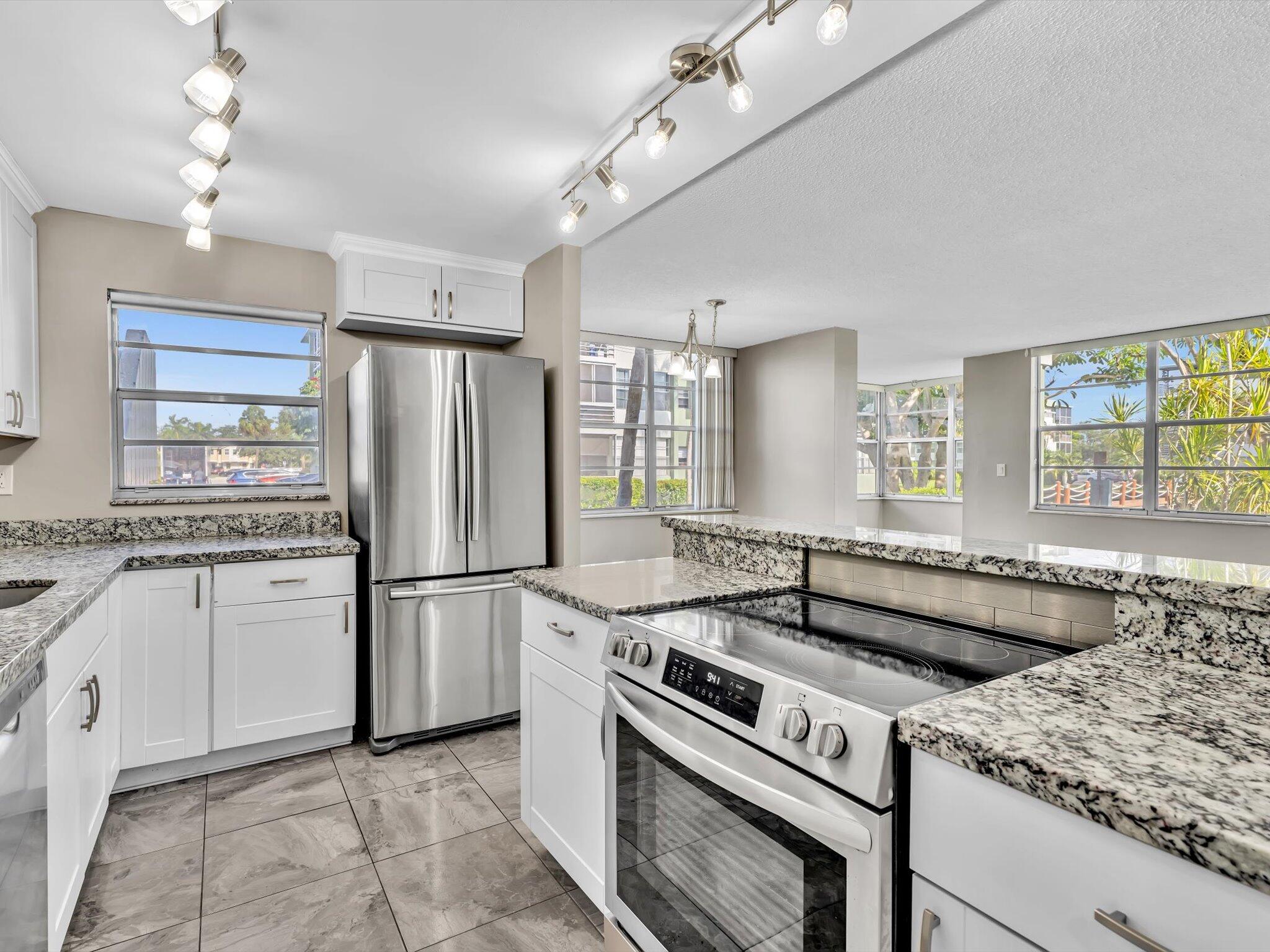 WATERGATE CONDOMINIUM NO 4 - Residential