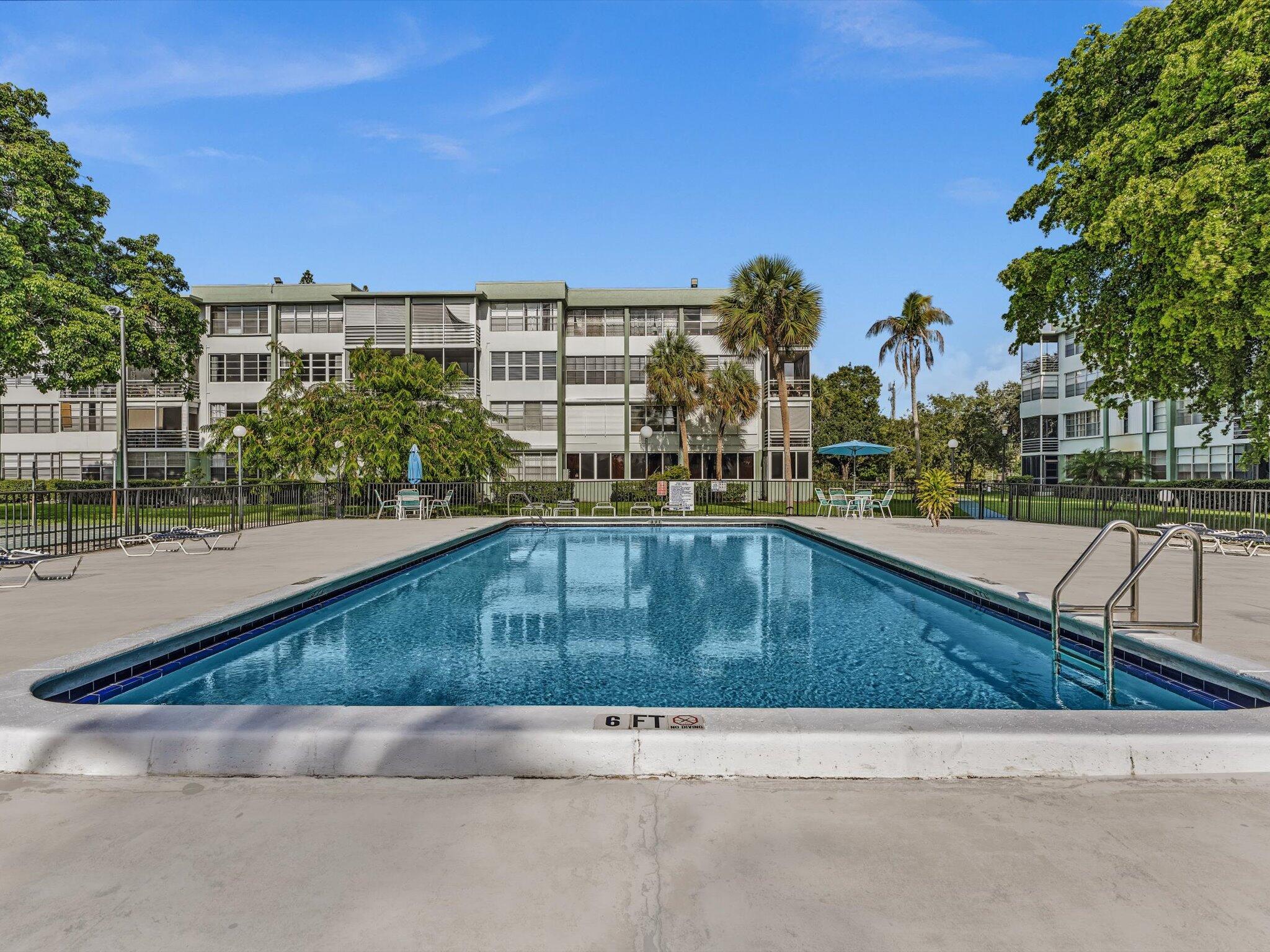 WATERGATE CONDOMINIUM NO 4 - Residential
